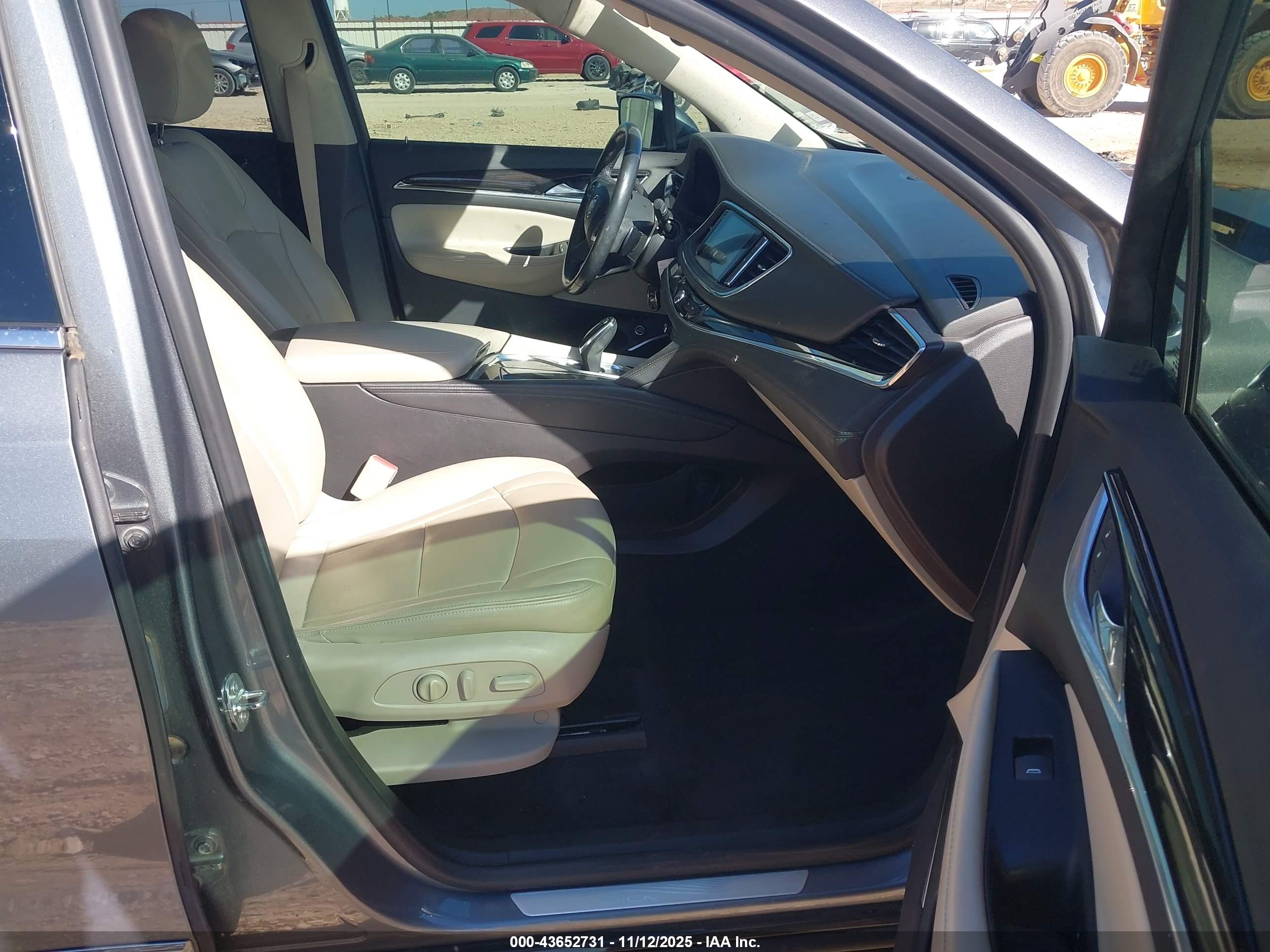 BUICK ENCLAVE image 5