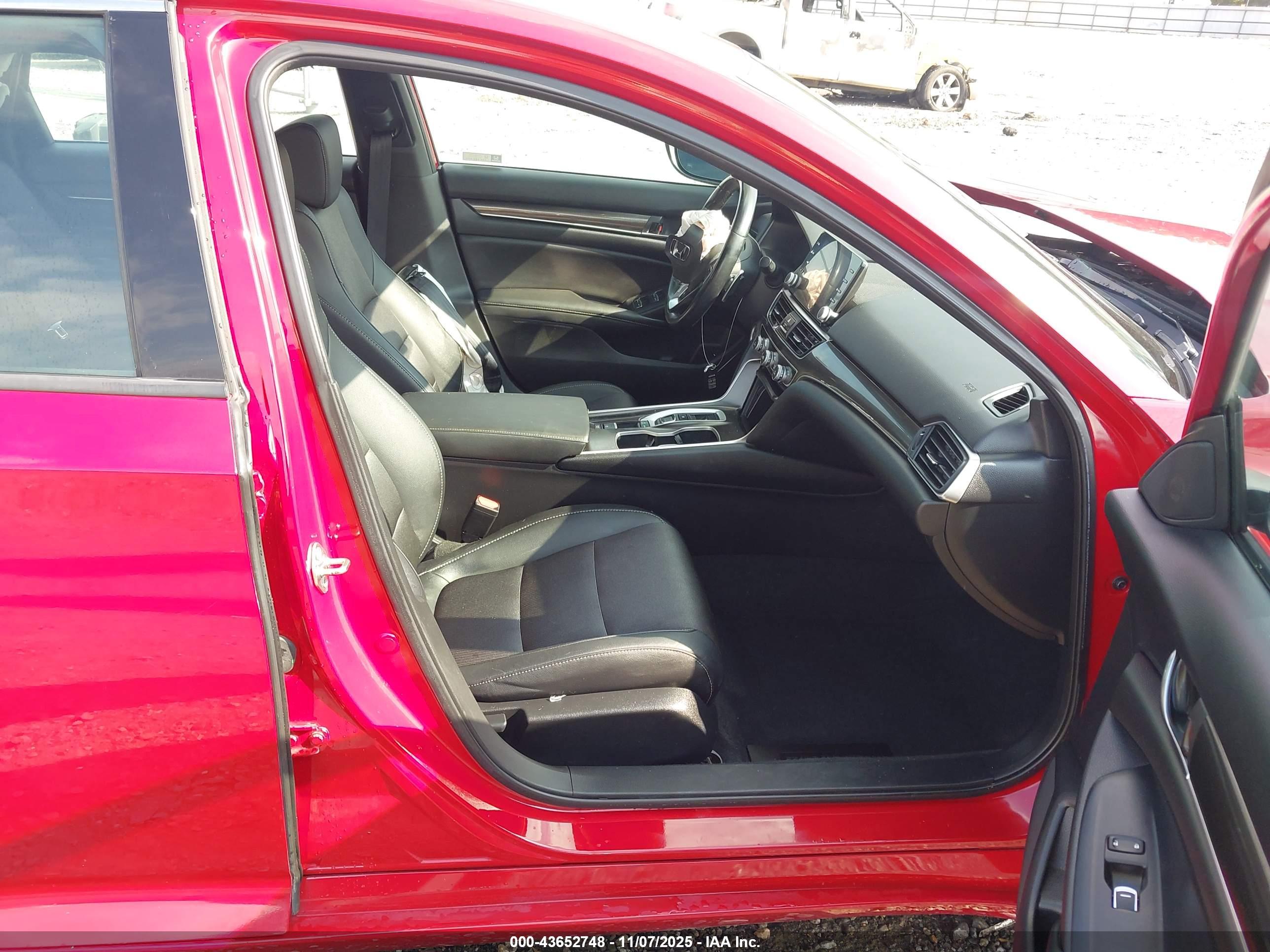 HONDA ACCORD image 5