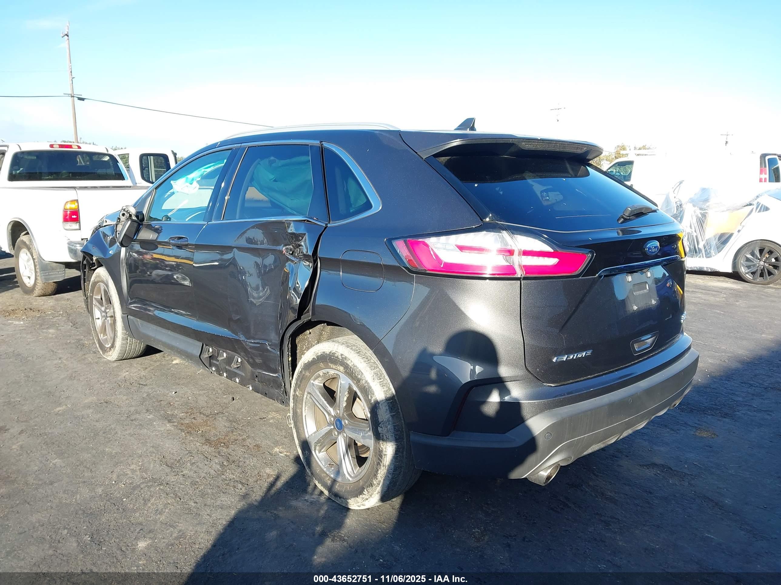 FORD EDGE image 6