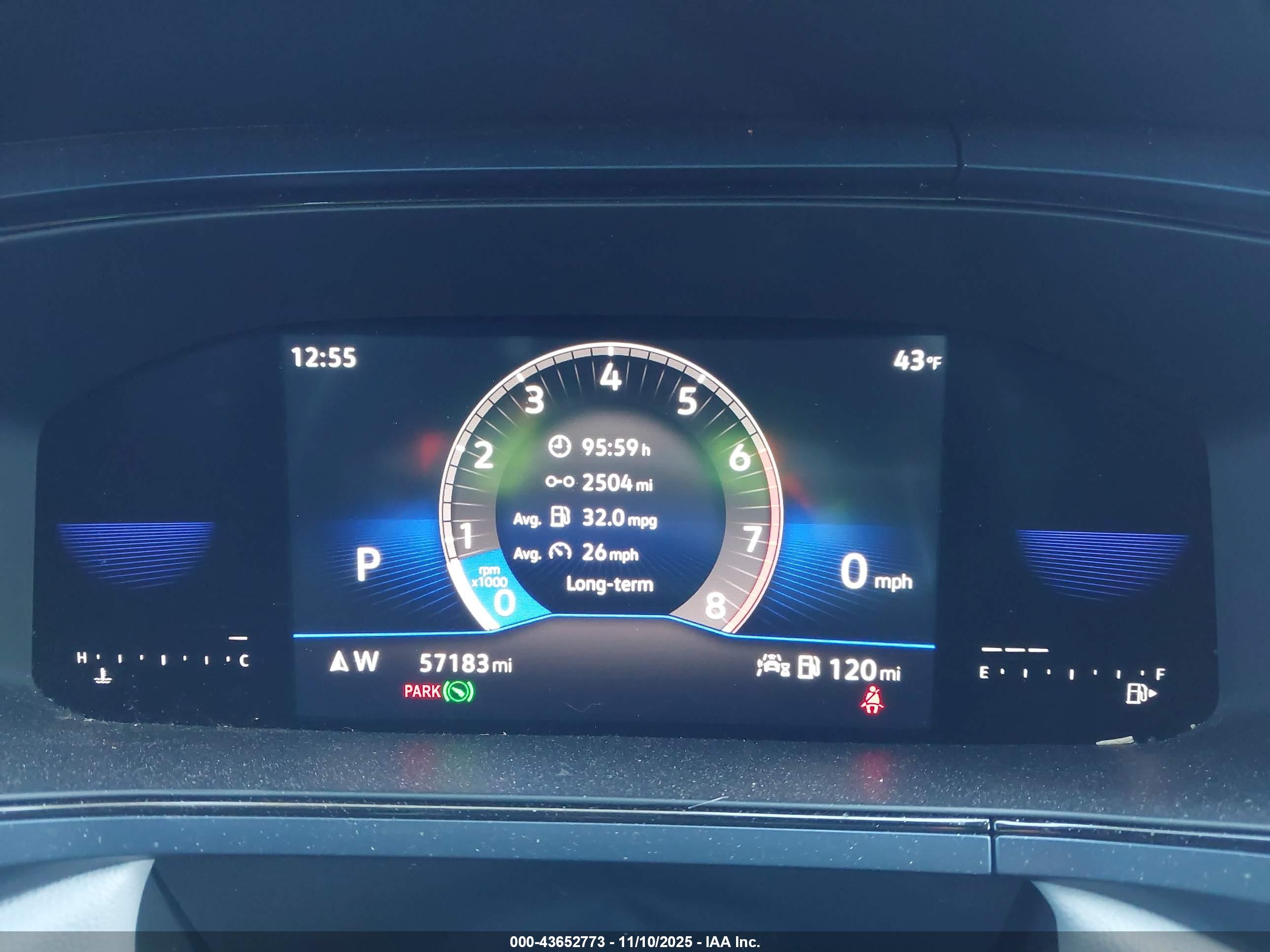 VOLKSWAGEN TAOS image 7
