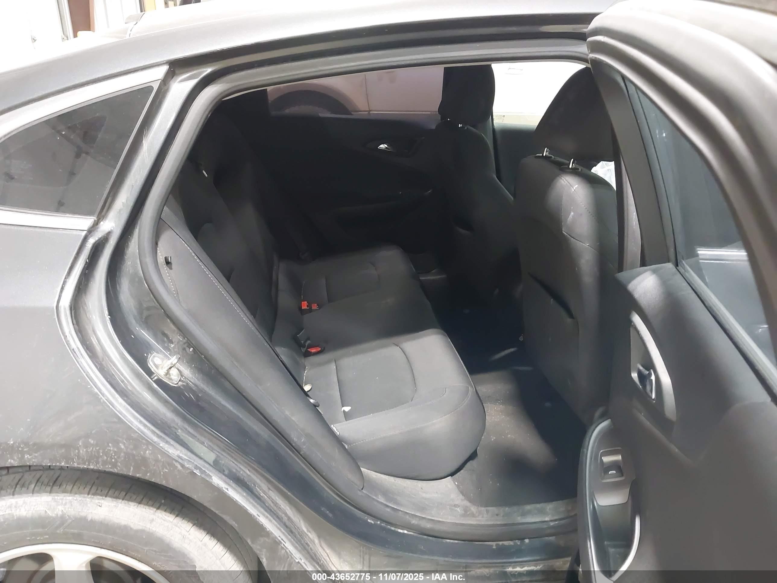 CHEVROLET MALIBU image 8