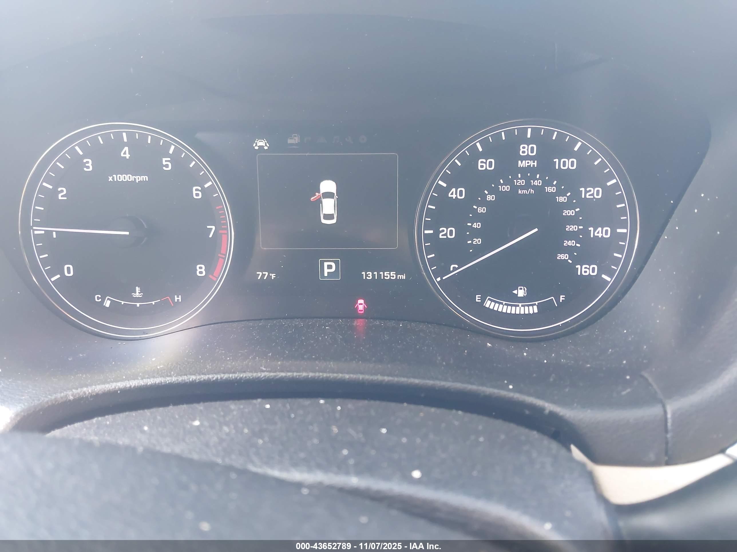 HYUNDAI GENESIS image 7