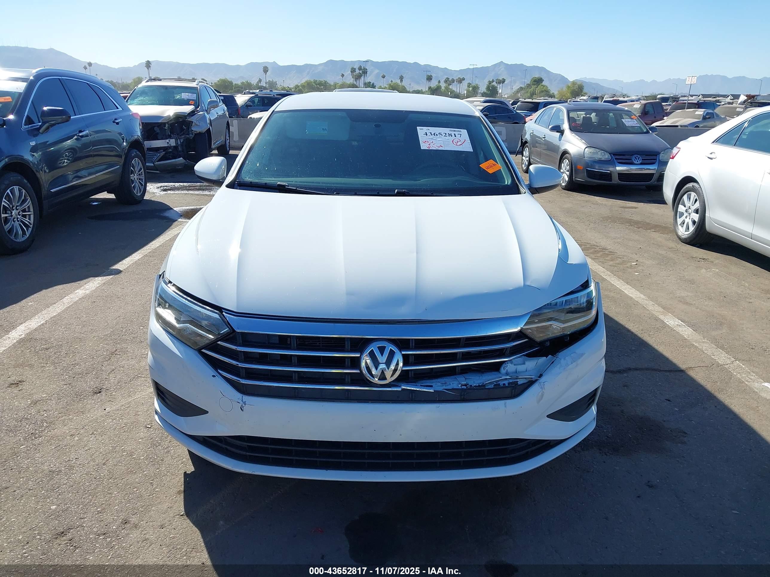 VOLKSWAGEN JETTA image 6