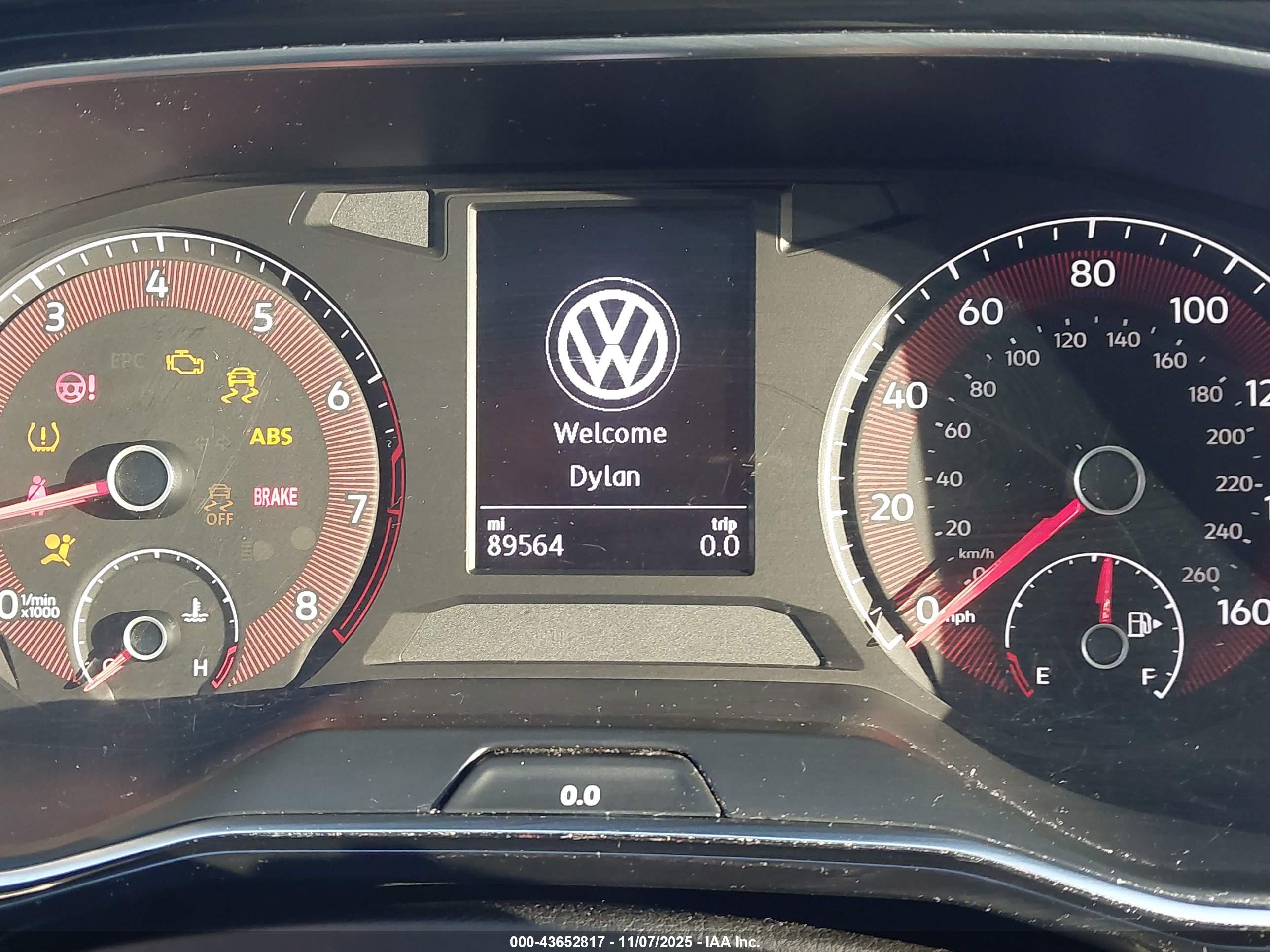 VOLKSWAGEN JETTA image 7