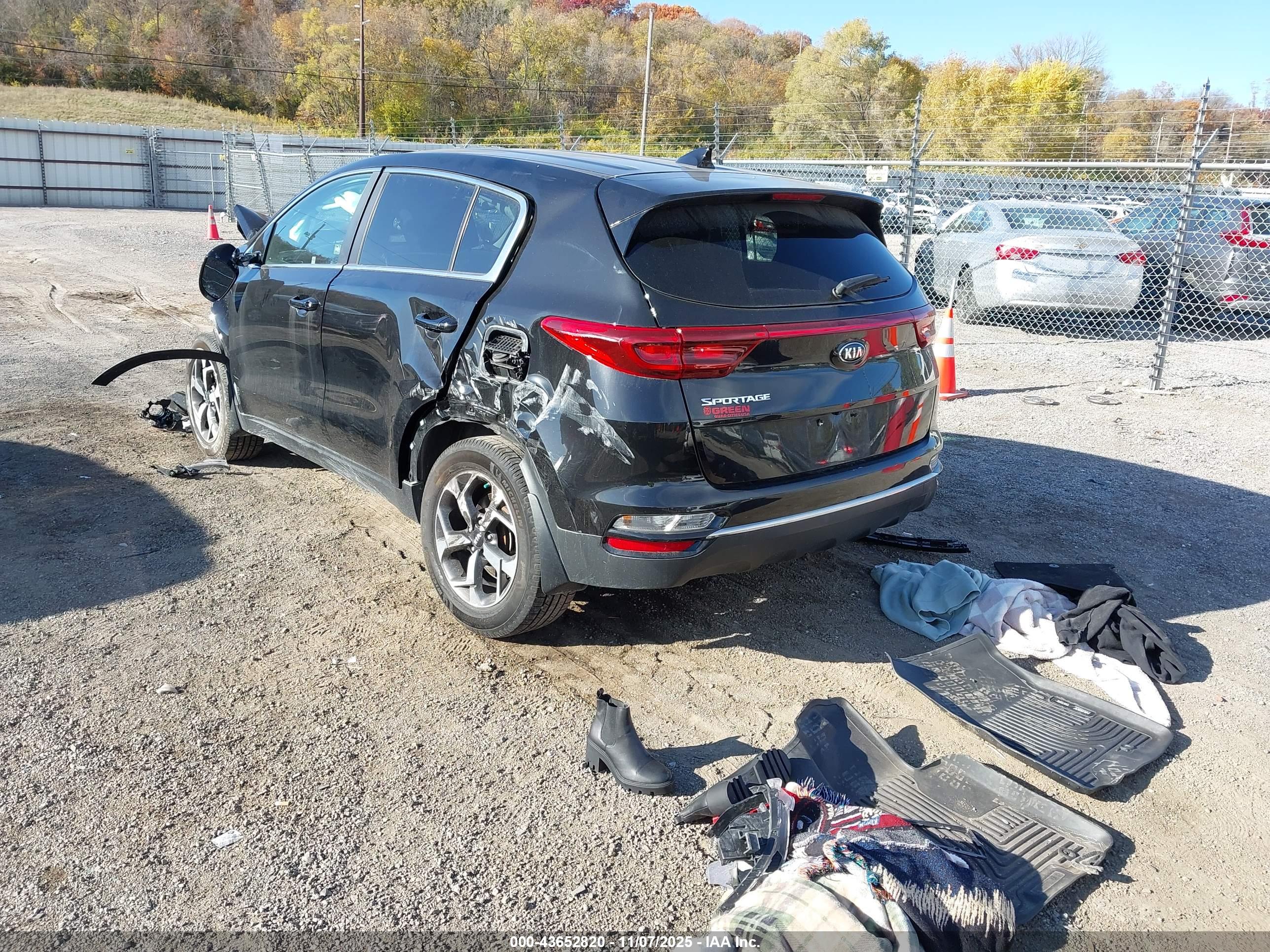KIA SPORTAGE image 3