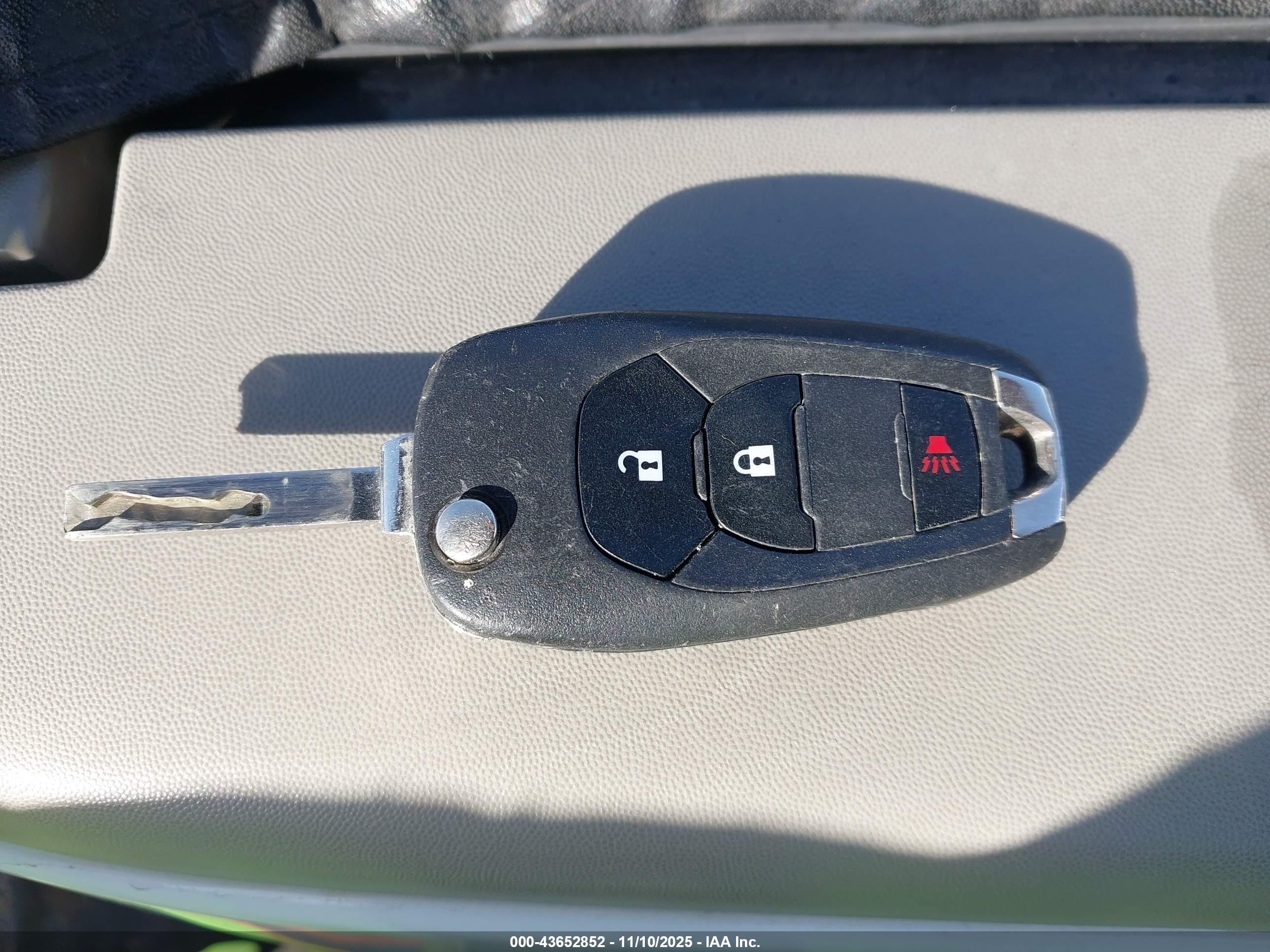 CHEVROLET TRAX image 11
