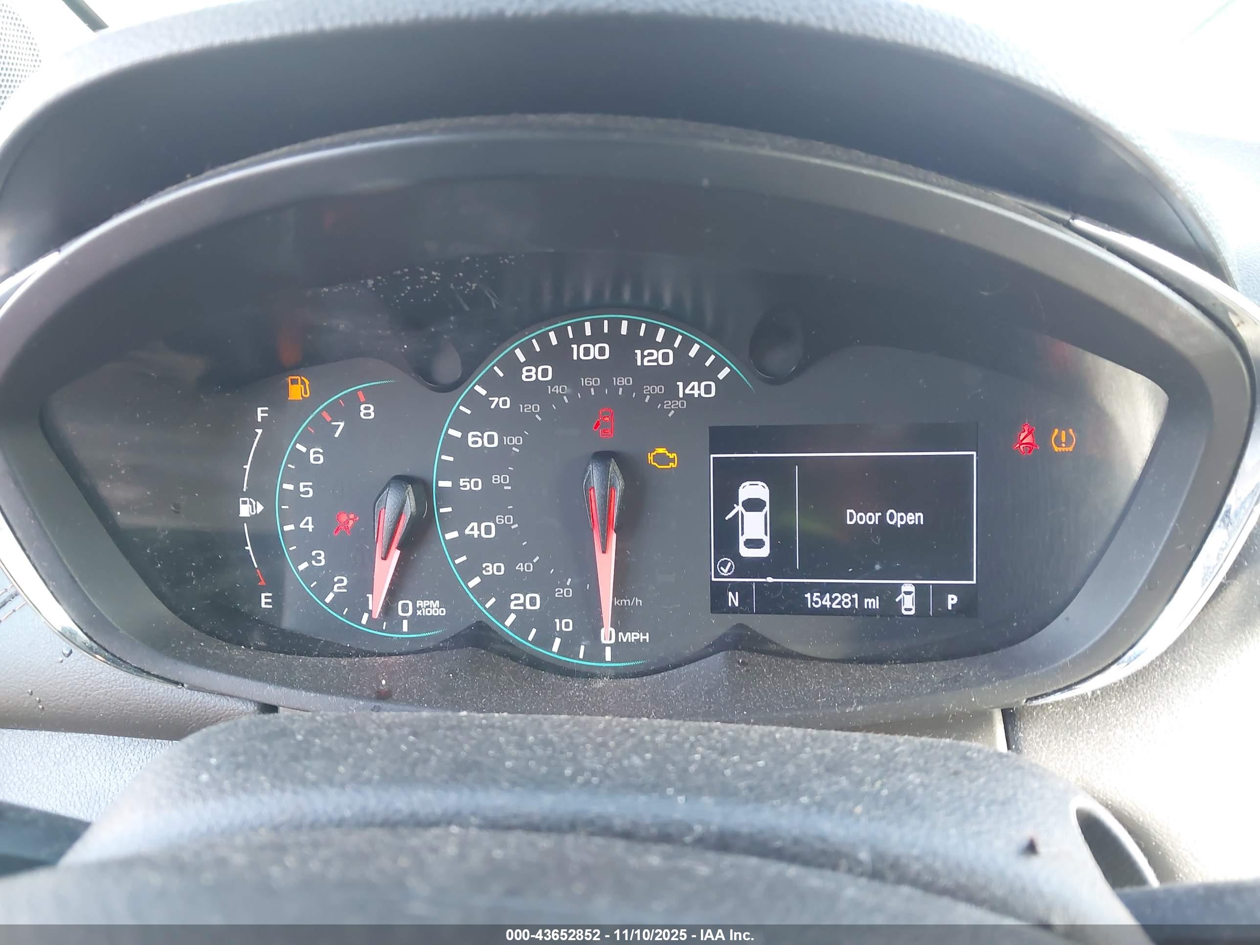 CHEVROLET TRAX image 7