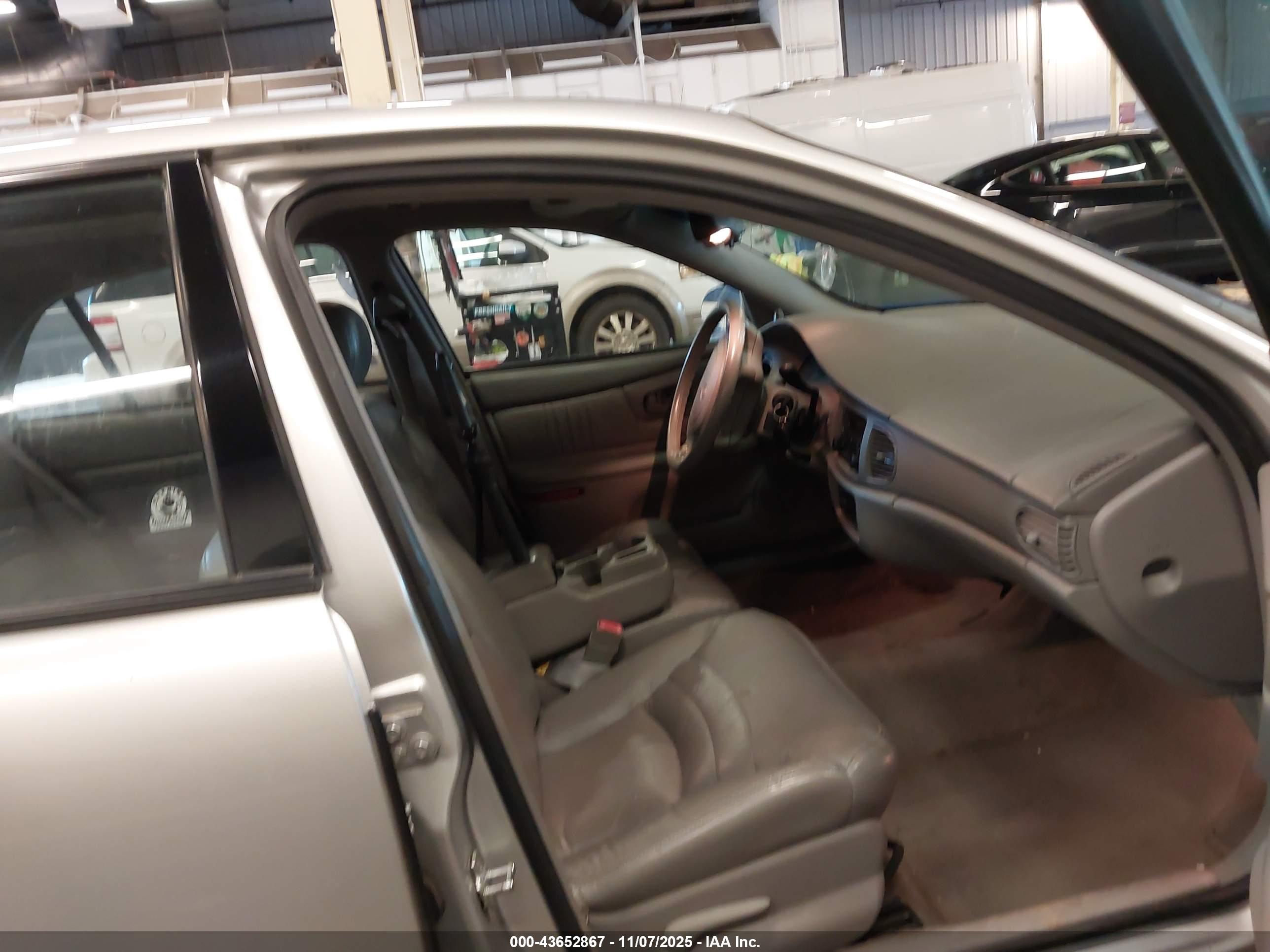 BUICK CENTURY image 5