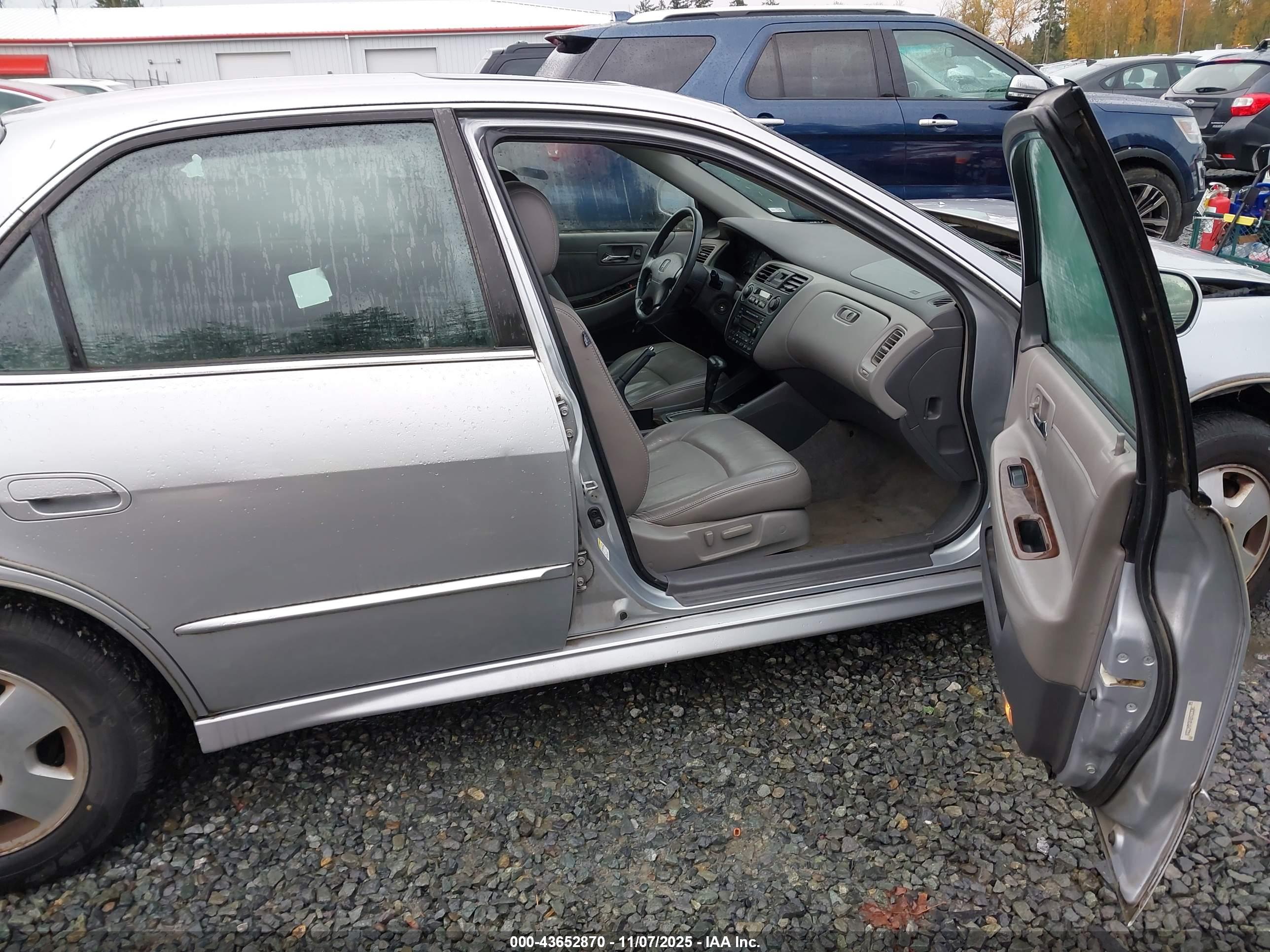 HONDA ACCORD image 5