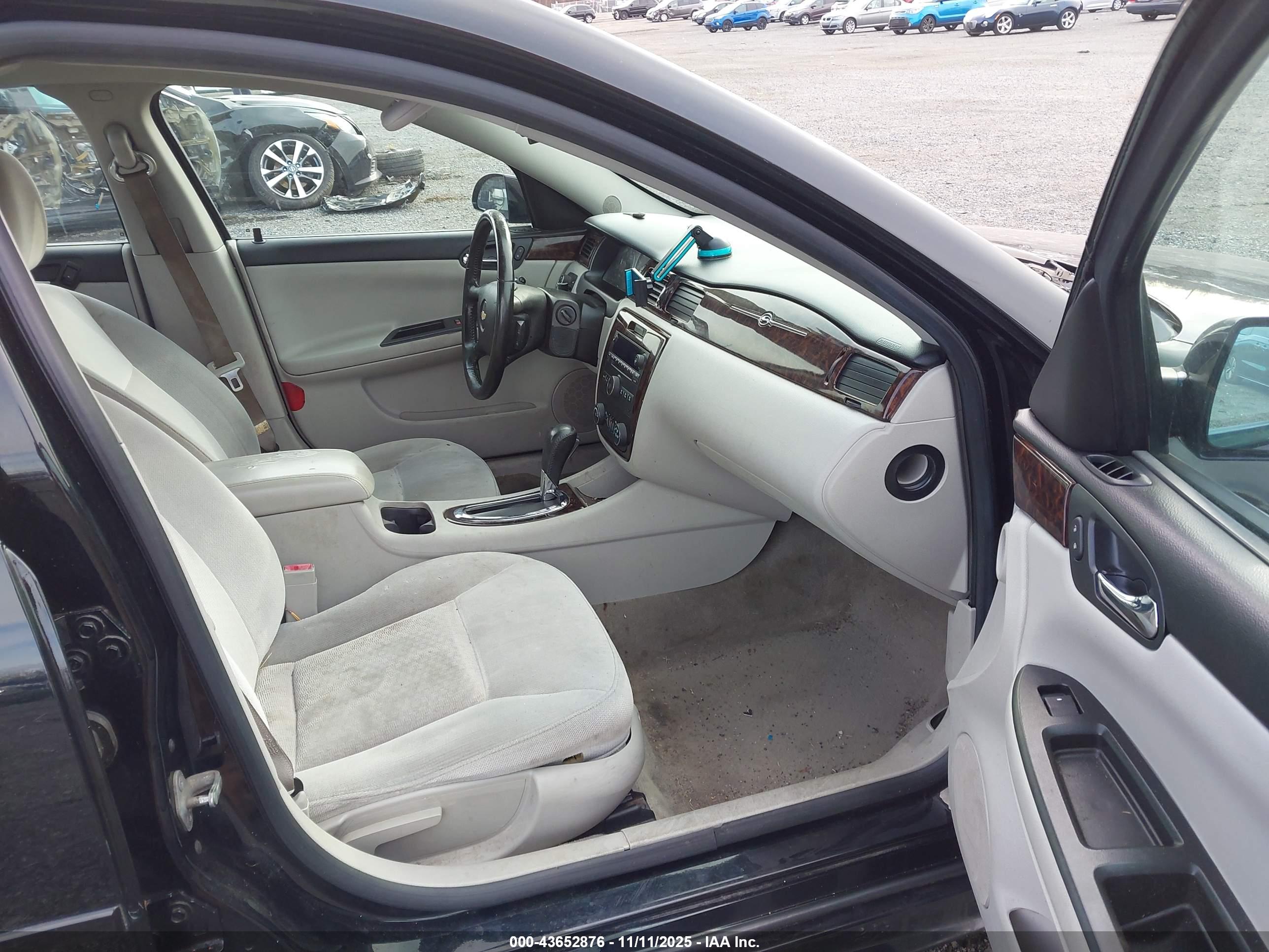 CHEVROLET IMPALA image 5