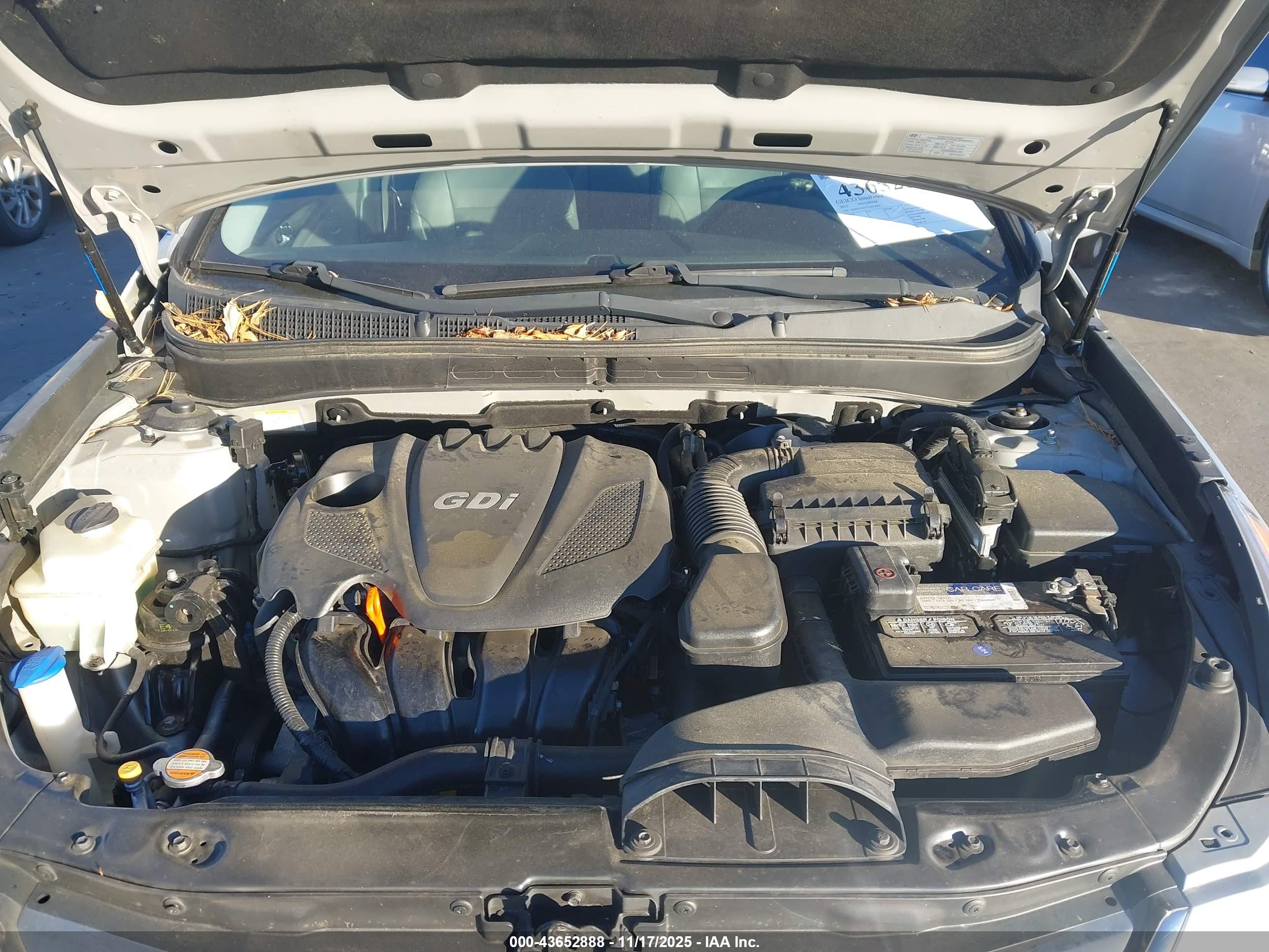 HYUNDAI SONATA image 10
