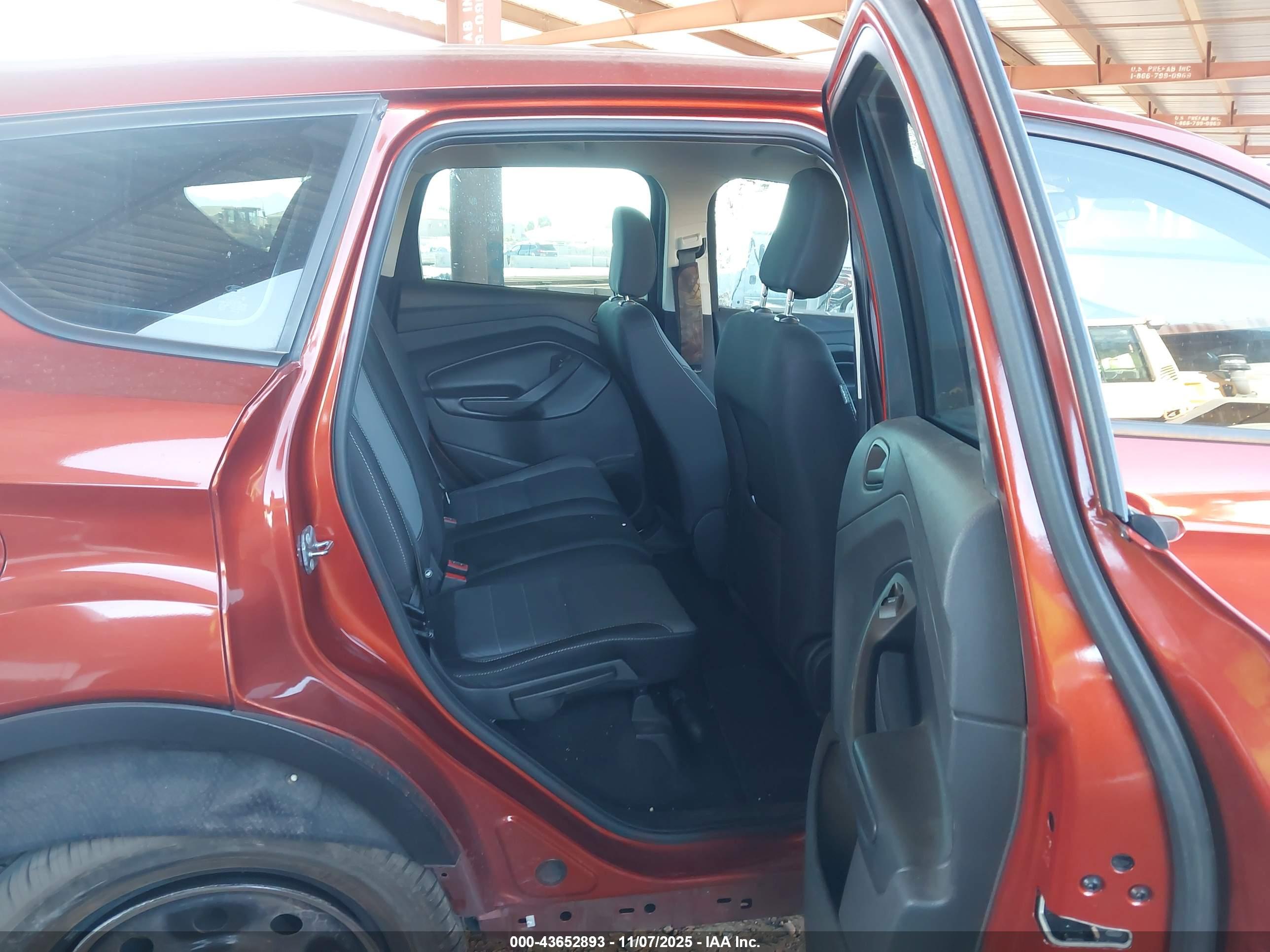 FORD ESCAPE image 8