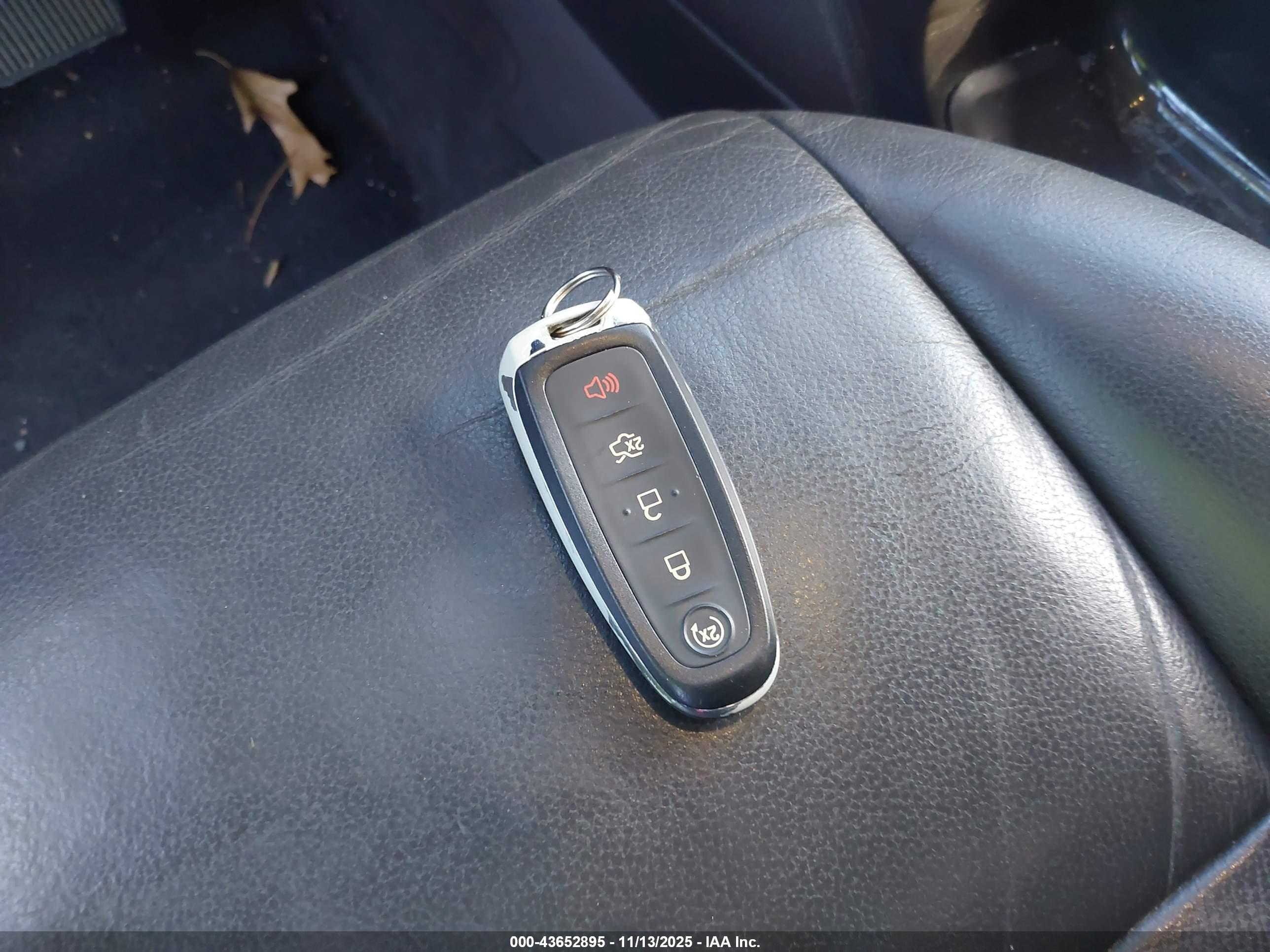 FORD ESCAPE image 11