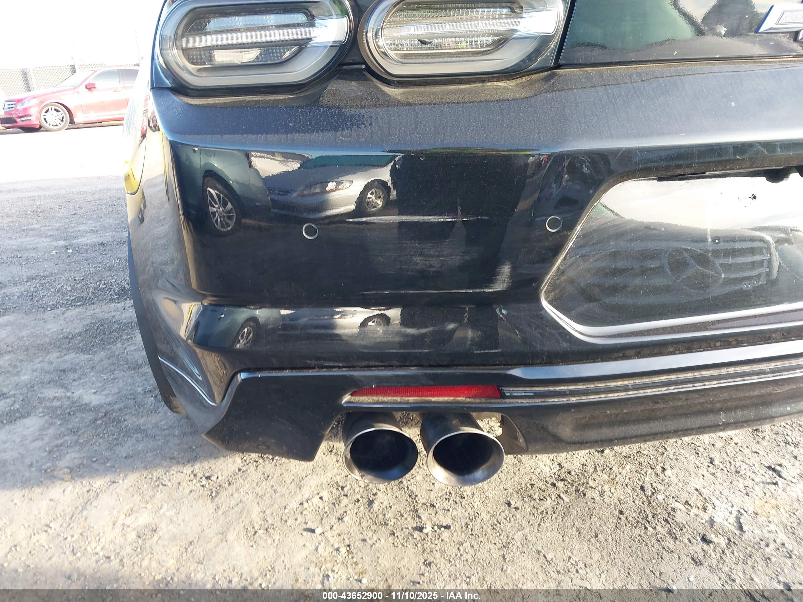 CHEVROLET CAMARO image 6