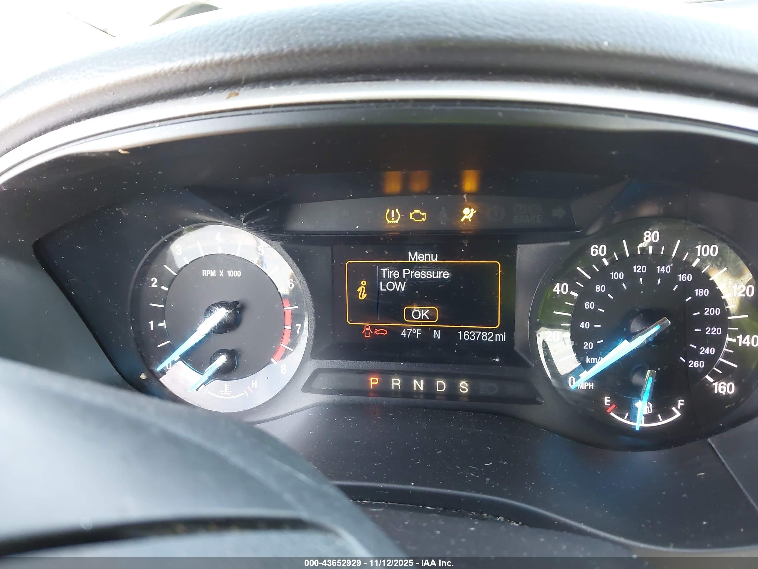 FORD FUSION image 7