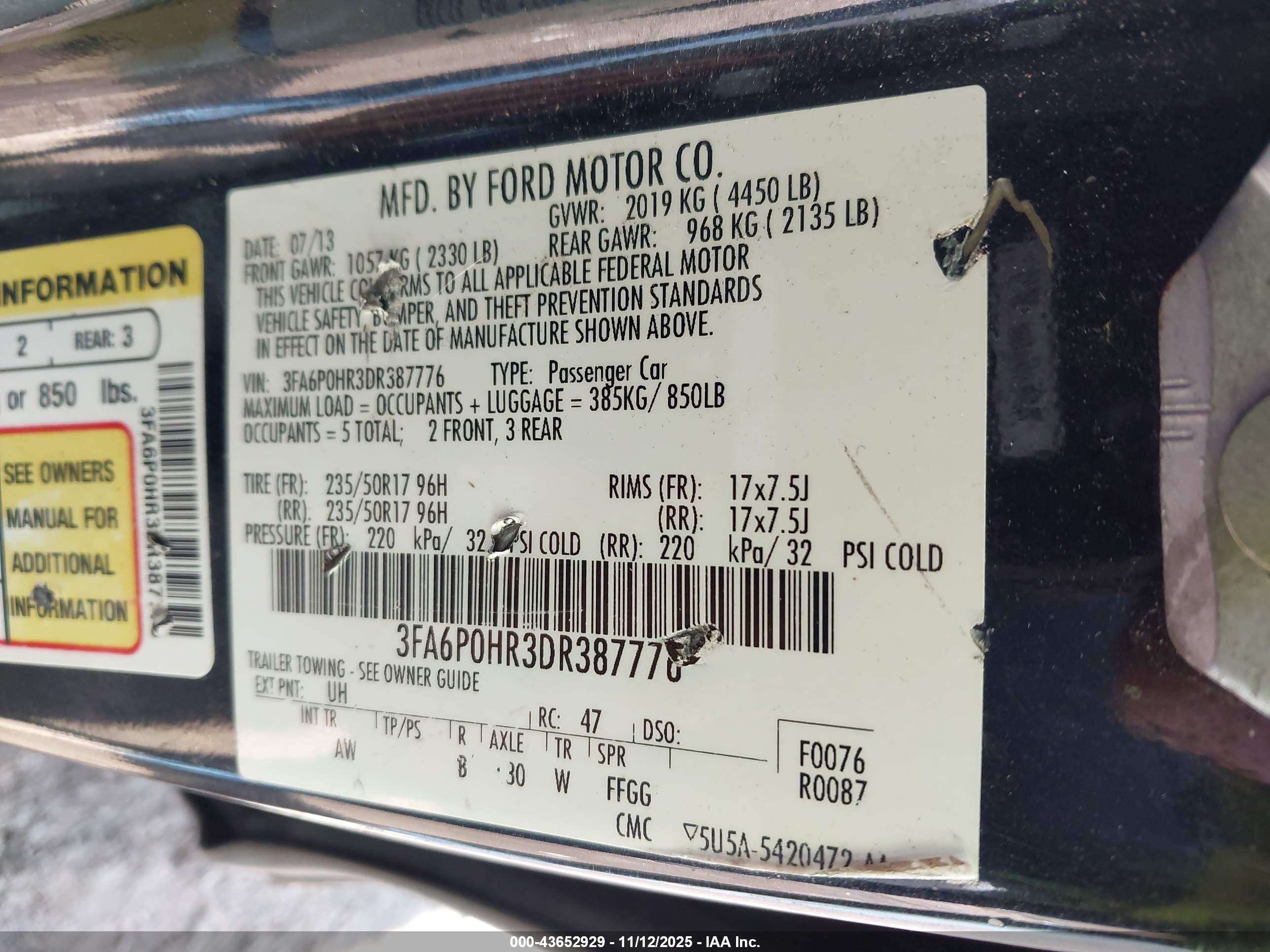 FORD FUSION image 9