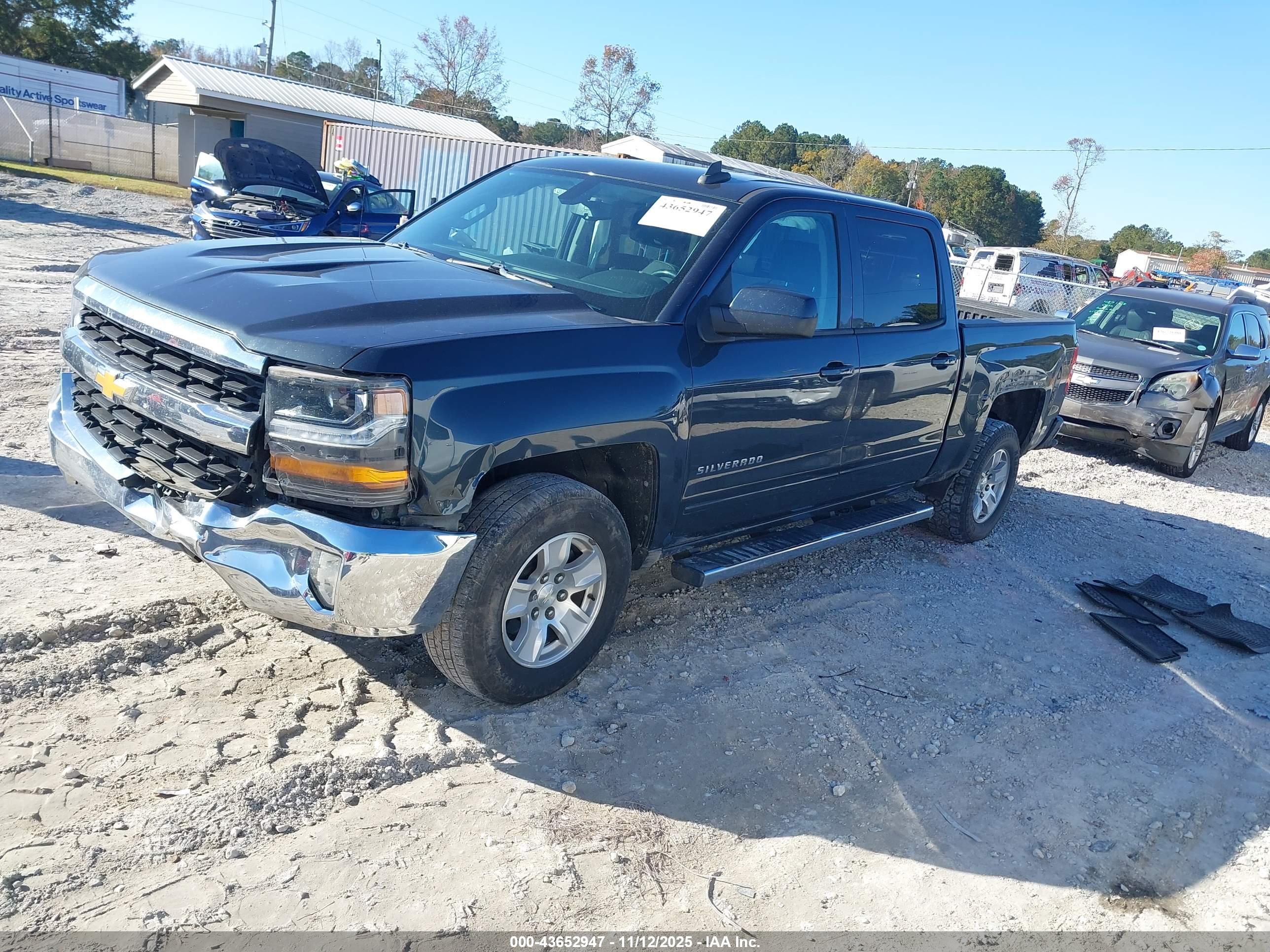 CHEVROLET SILVERADO image 2