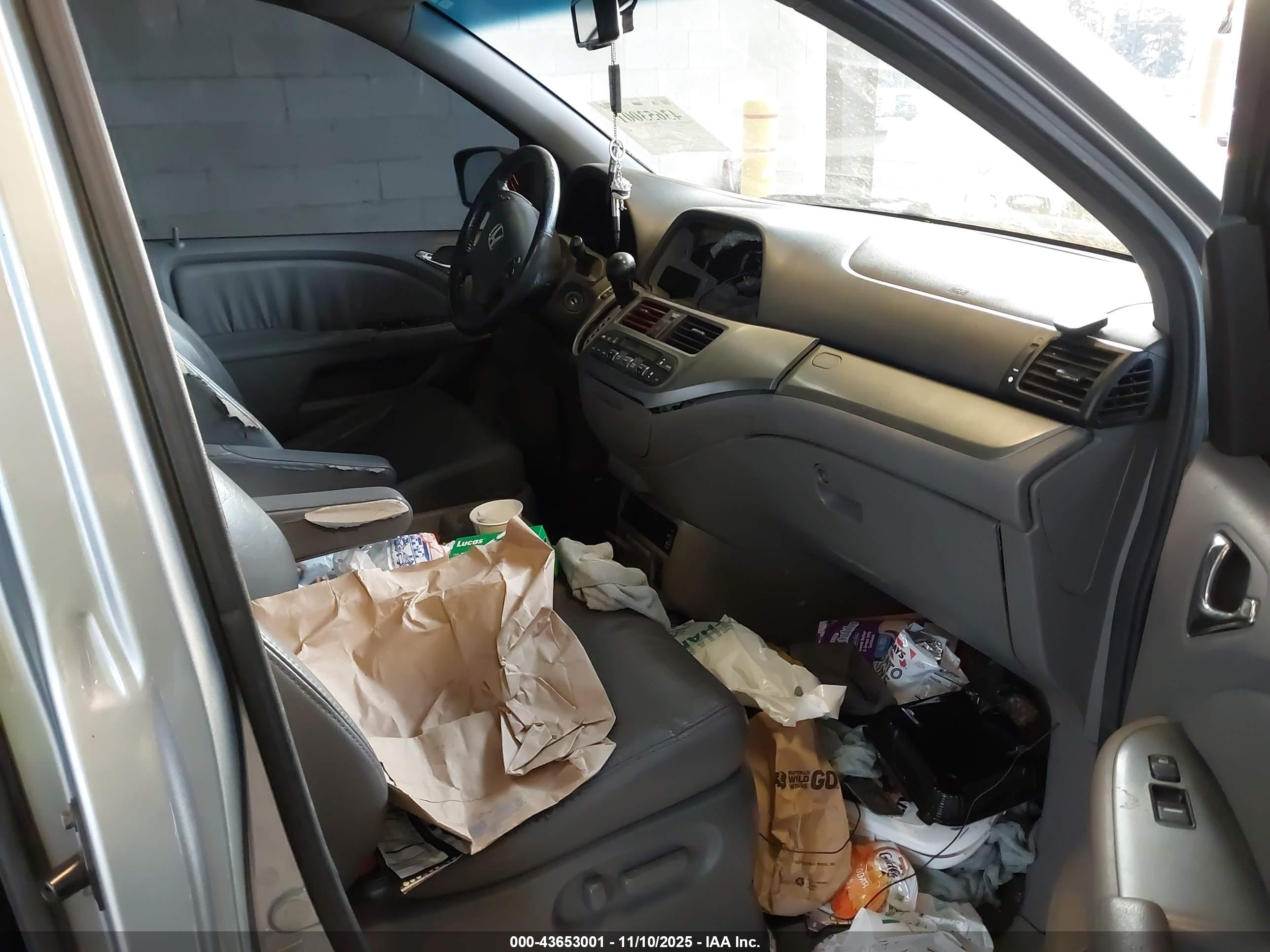 HONDA ODYSSEY image 5