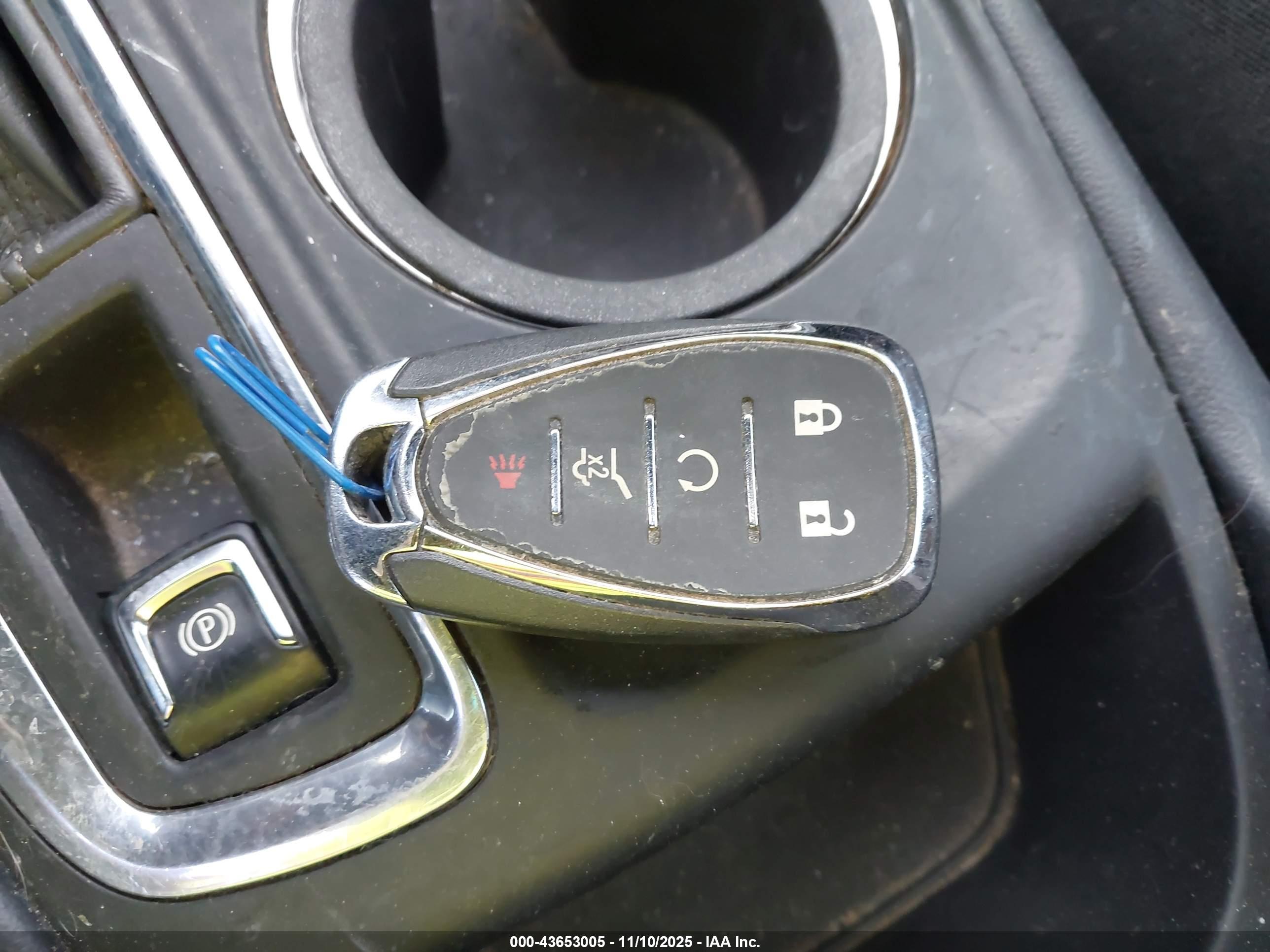 CHEVROLET EQUINOX image 11
