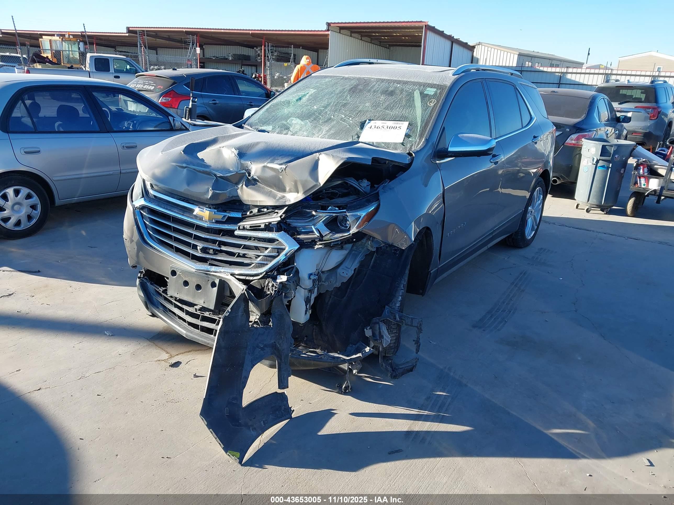 CHEVROLET EQUINOX image 2