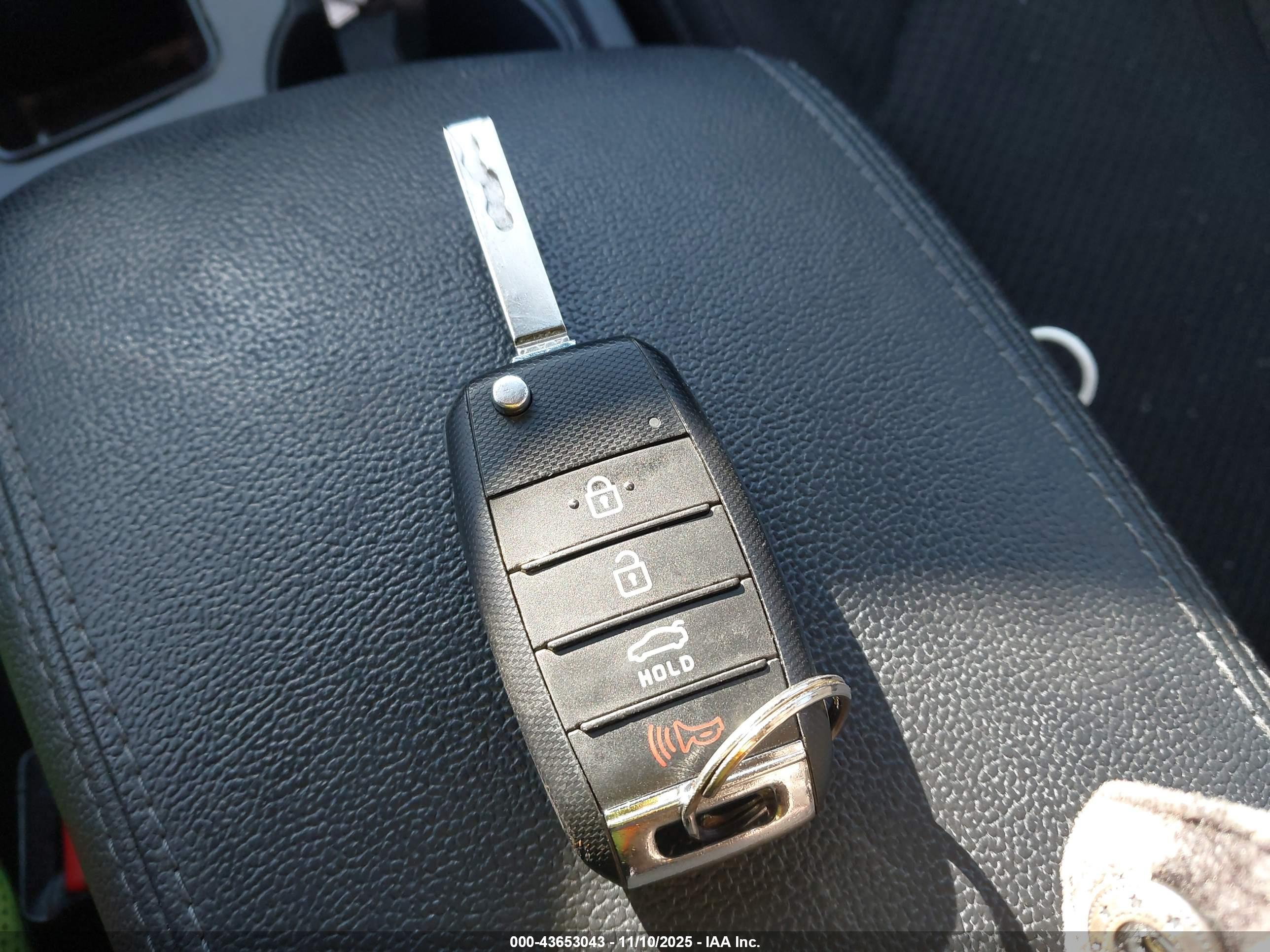 KIA OPTIMA image 11