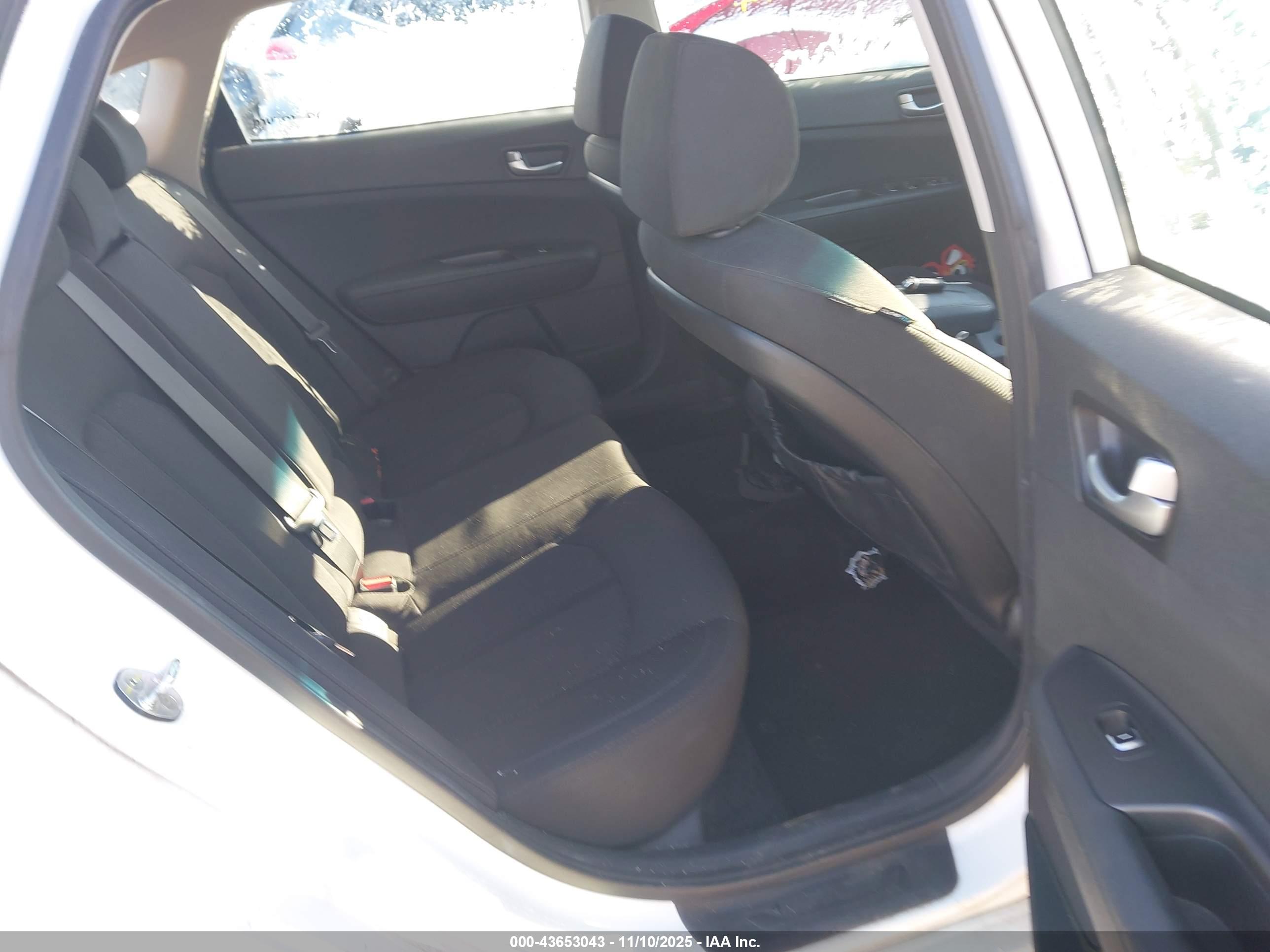 KIA OPTIMA image 8