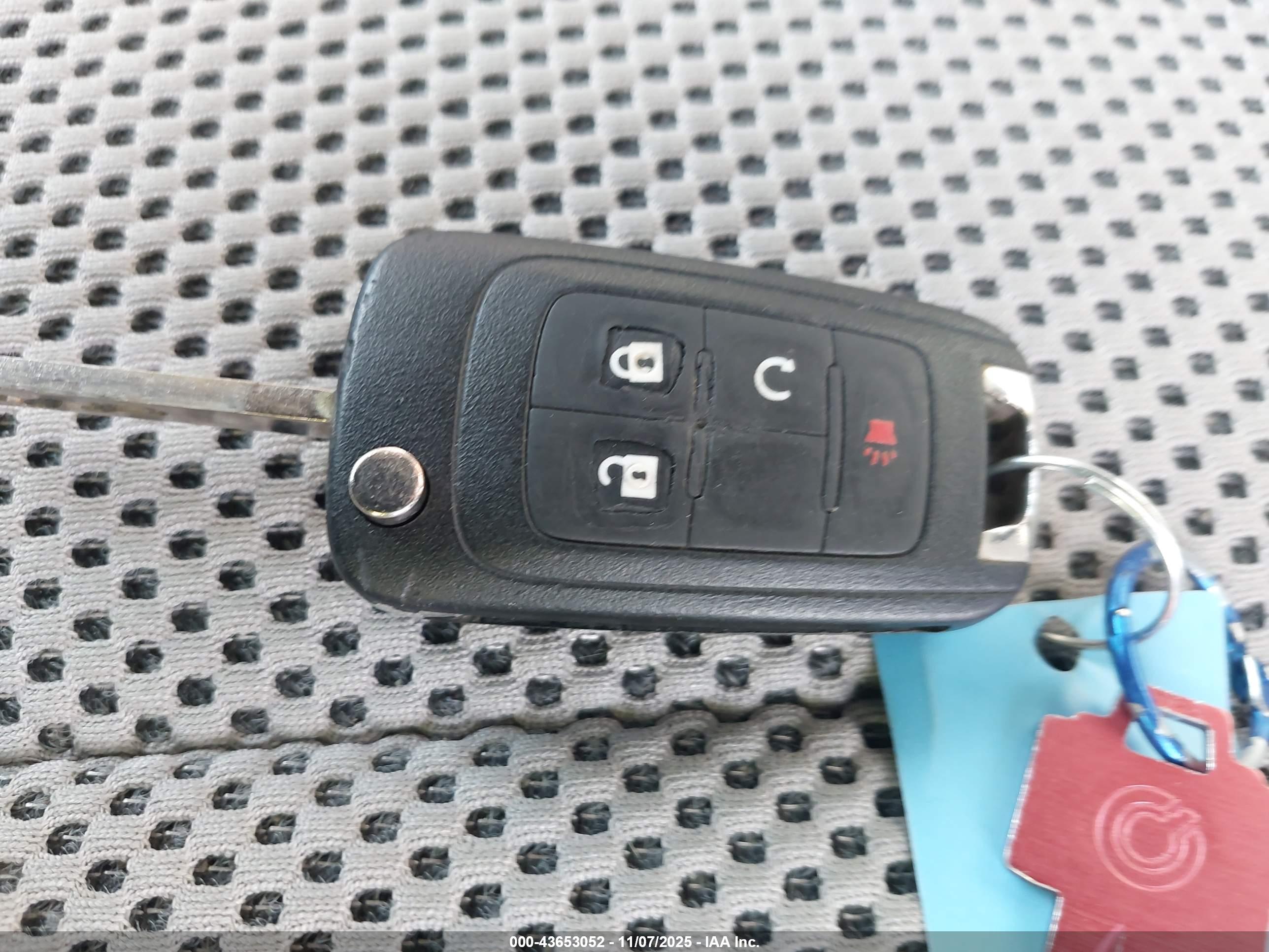 CHEVROLET EQUINOX image 11