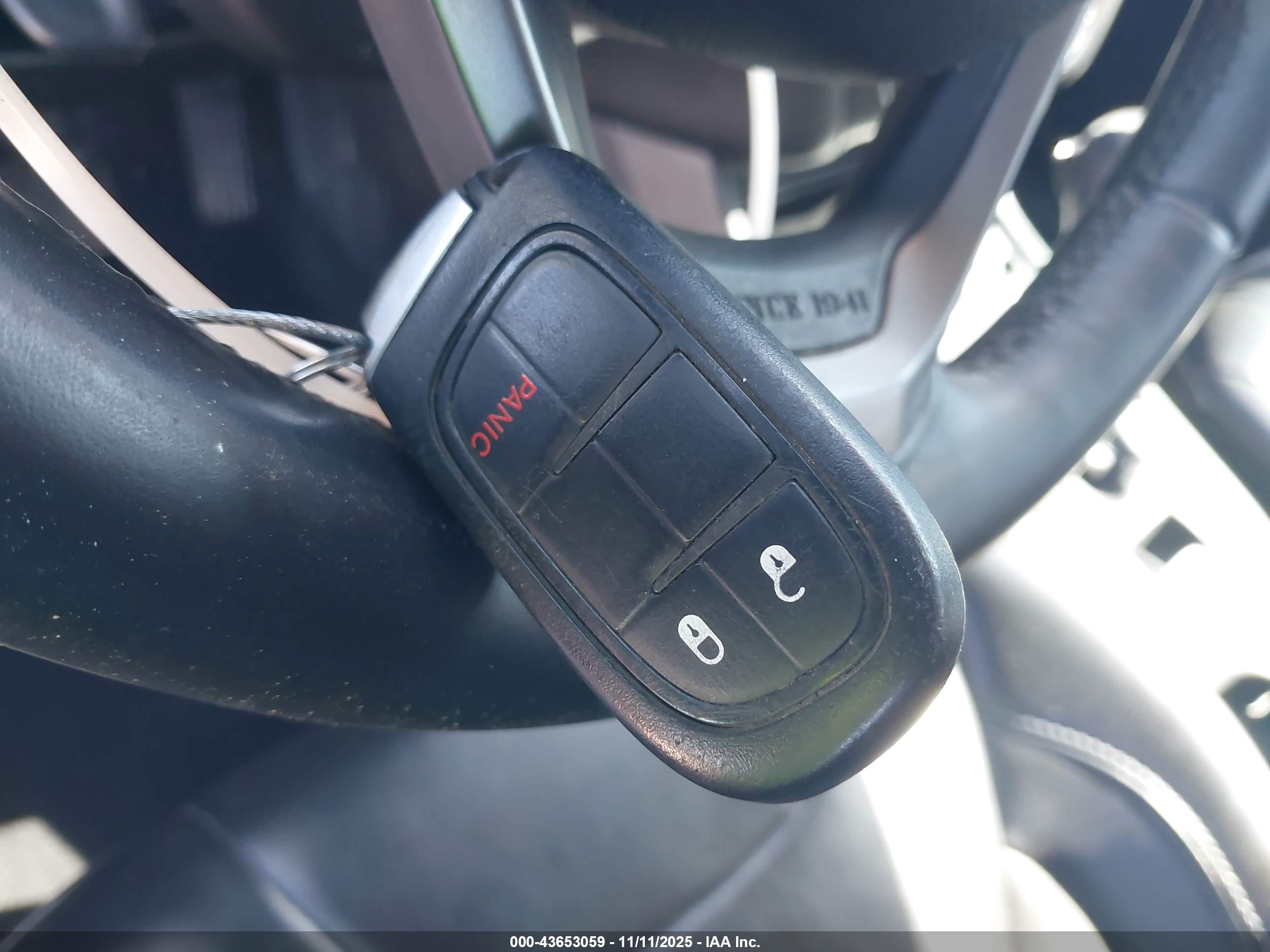 JEEP CHEROKEE image 11