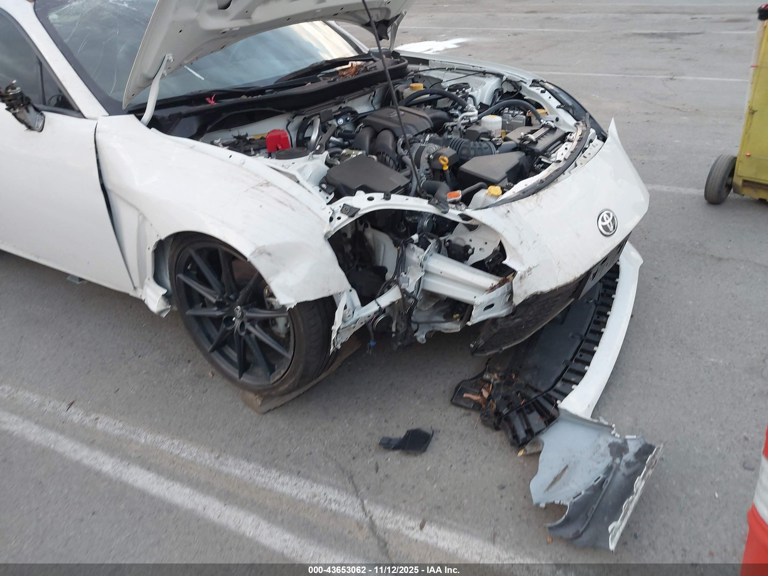 TOYOTA GR86 image 6