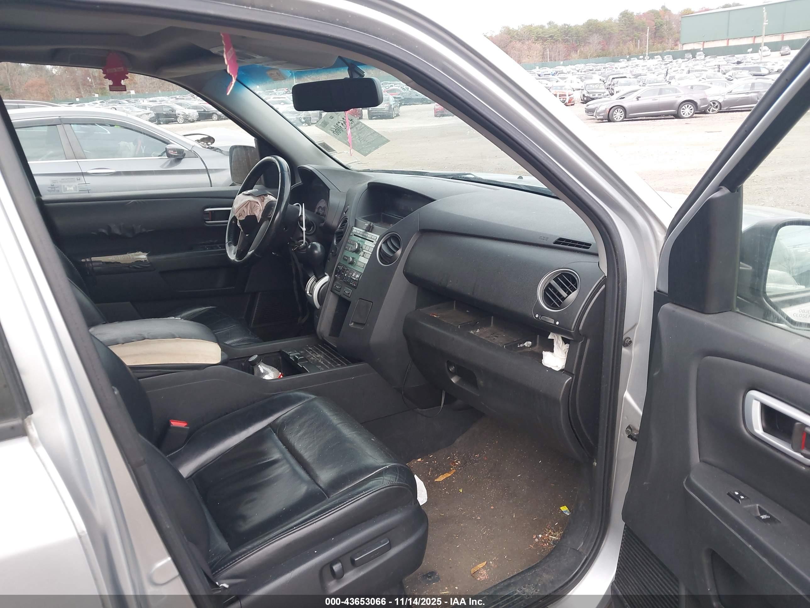HONDA PILOT image 5