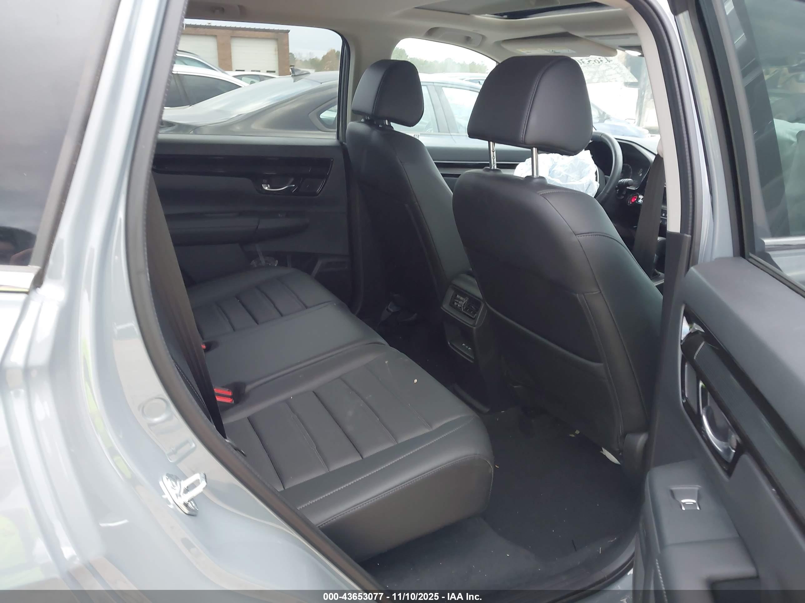 HONDA CR-V image 8