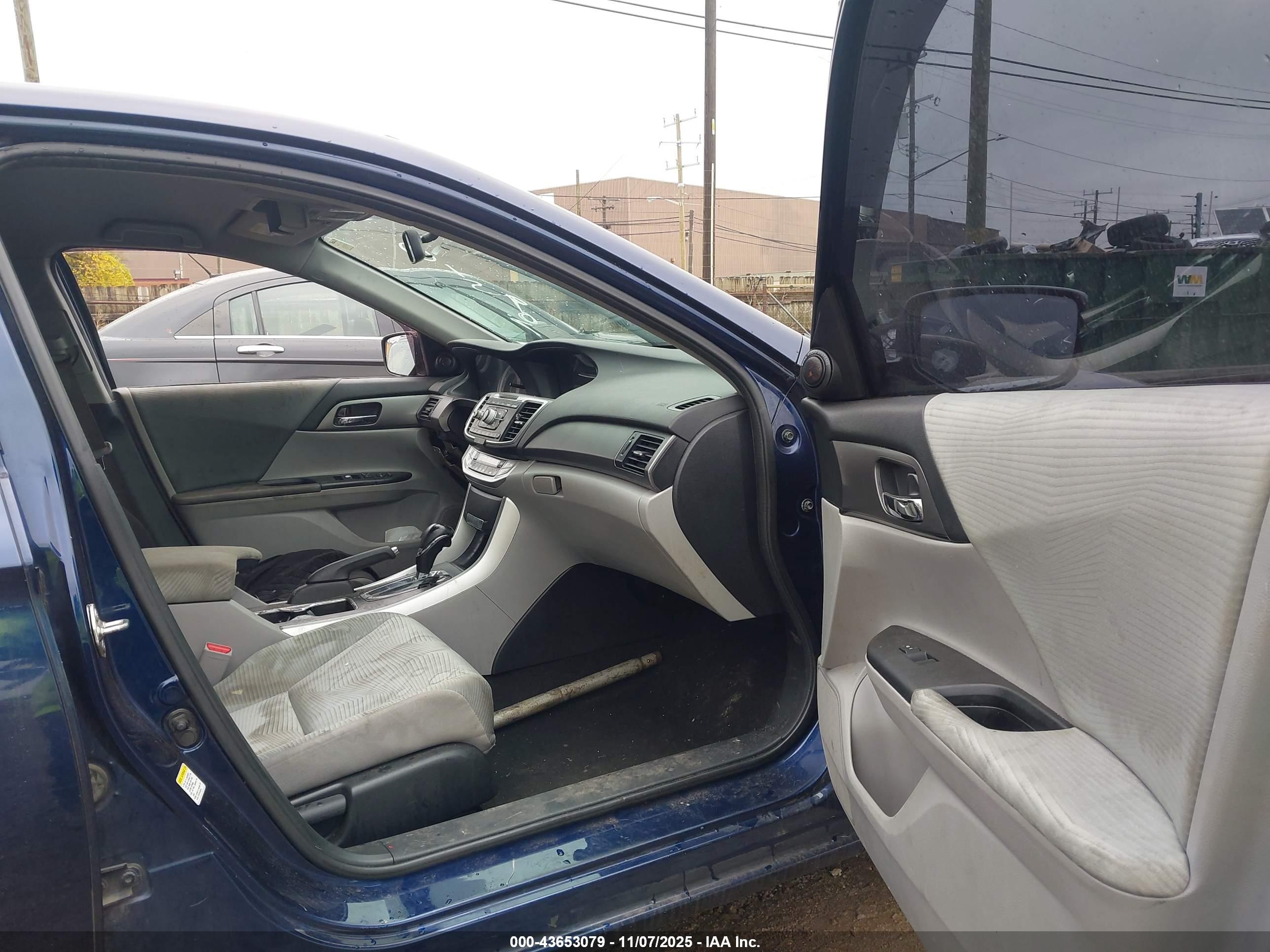 HONDA ACCORD image 5
