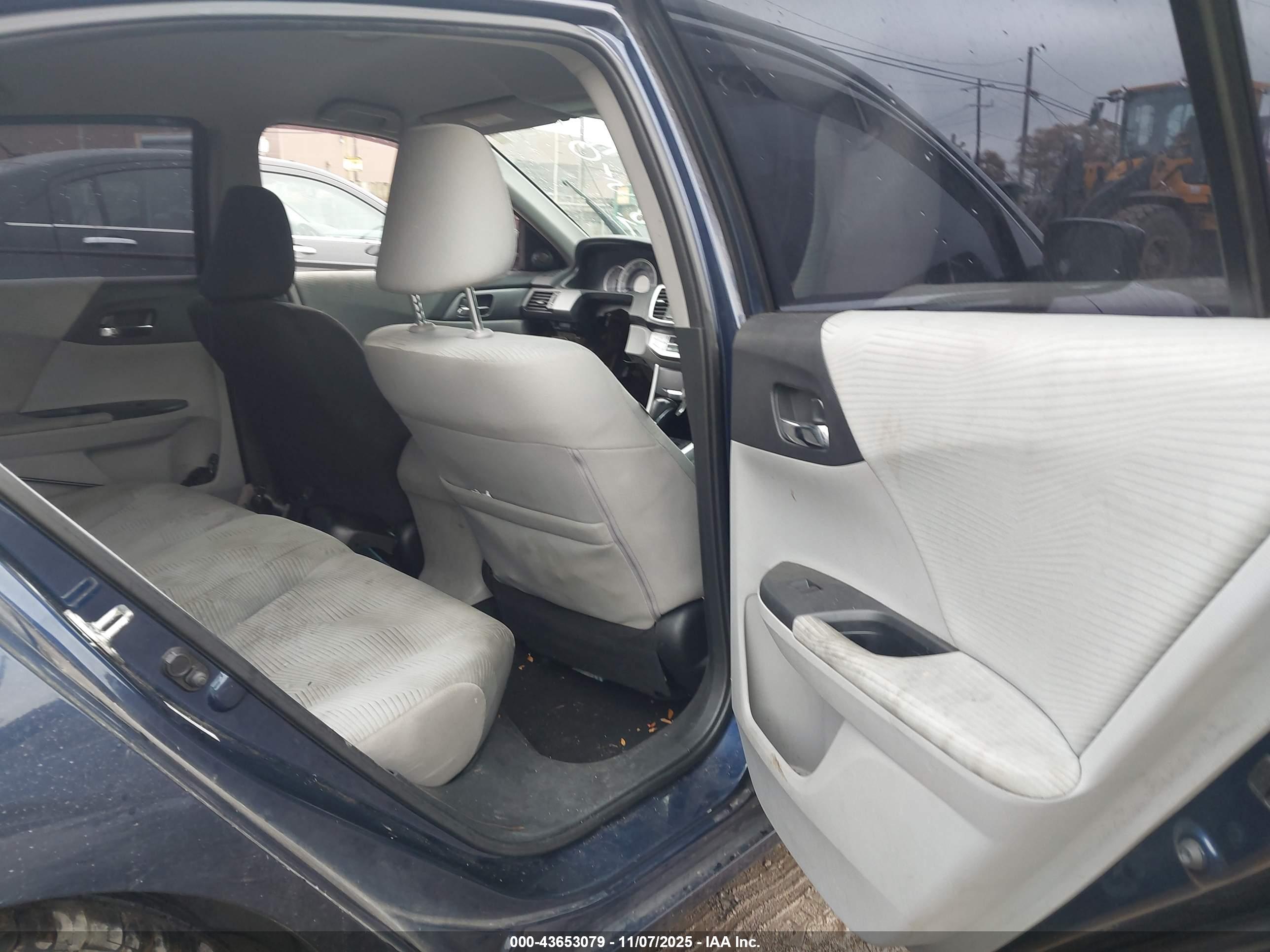 HONDA ACCORD image 8