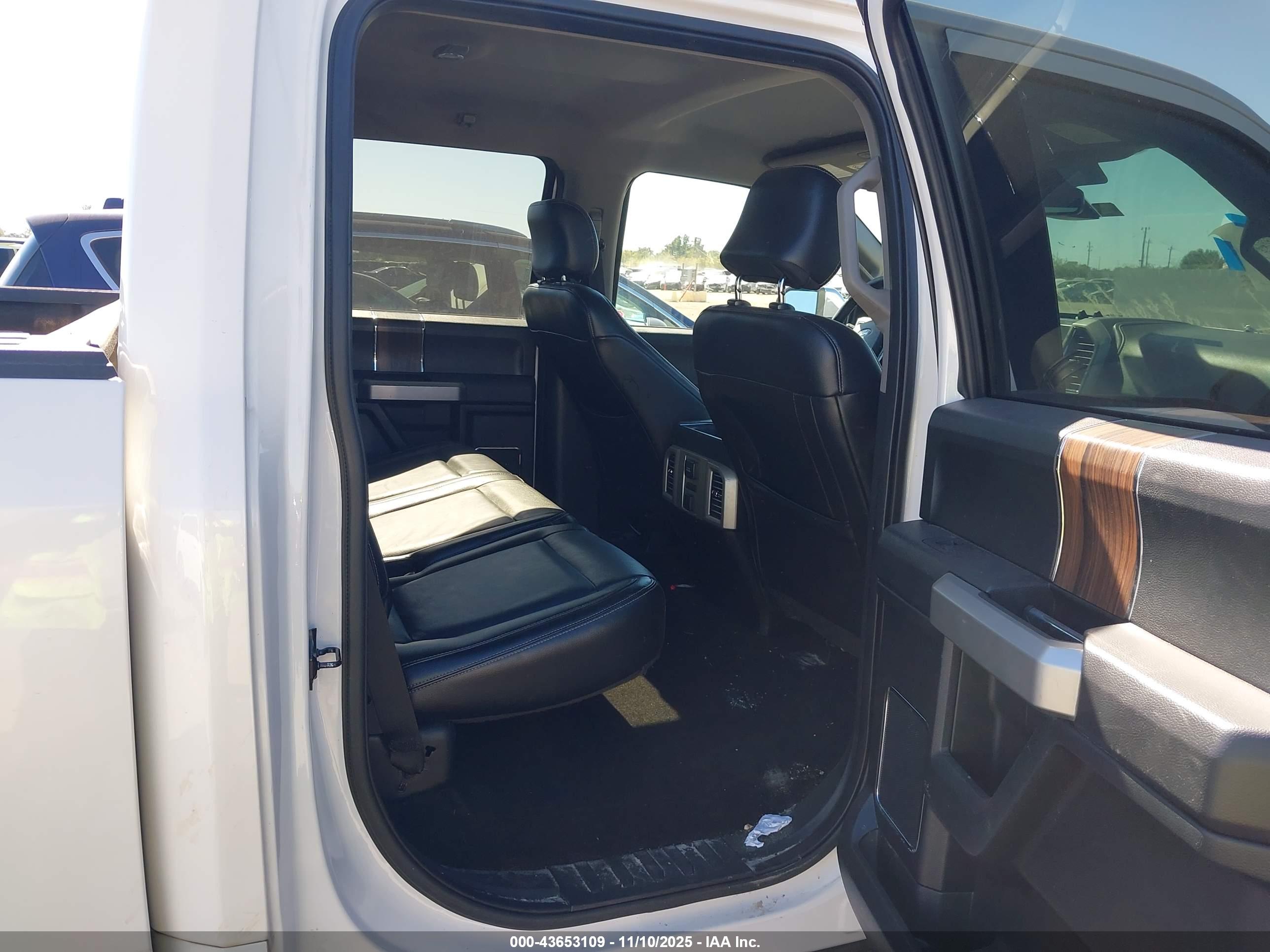 FORD F-150 image 8