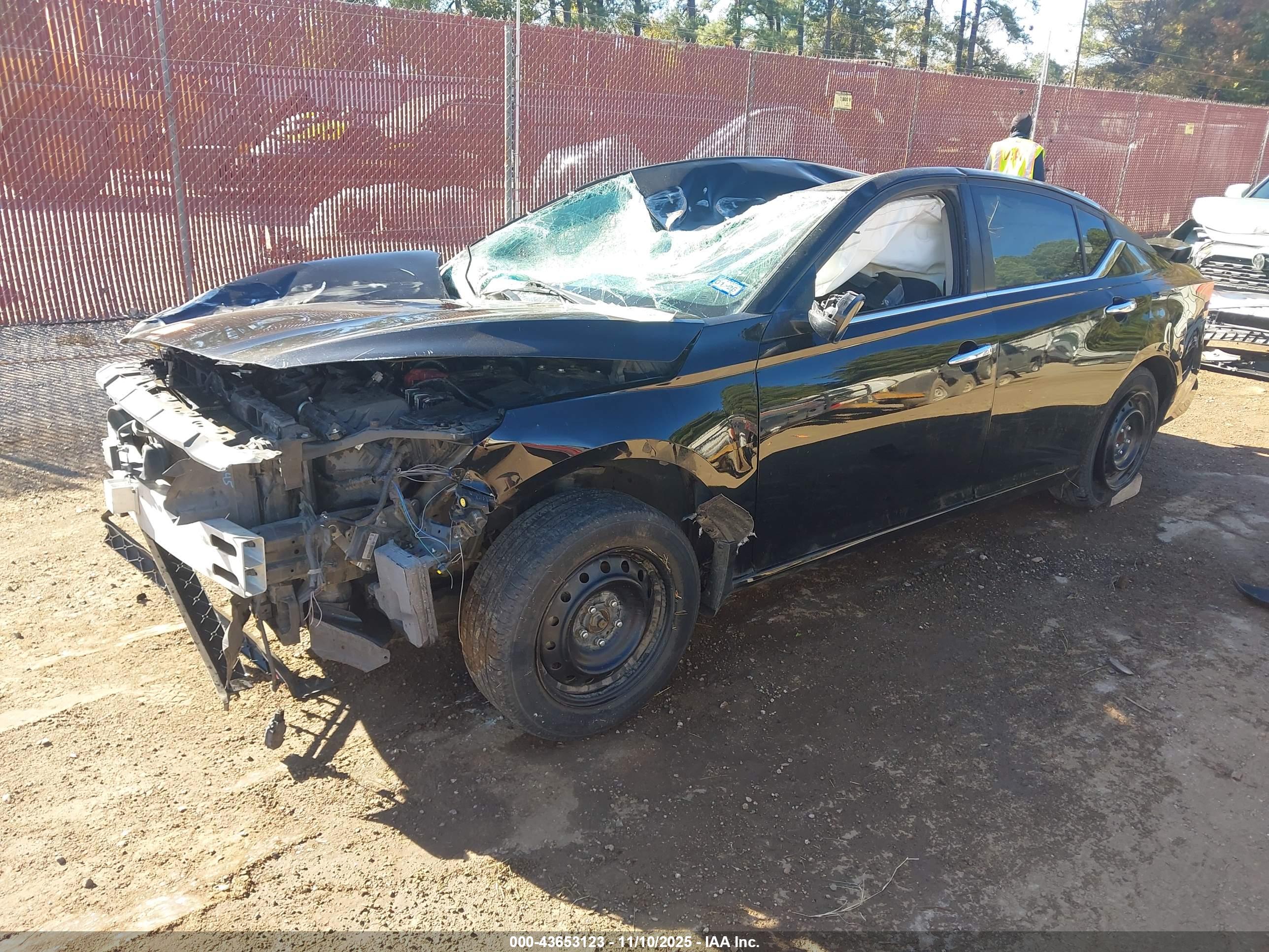 NISSAN ALTIMA image 2