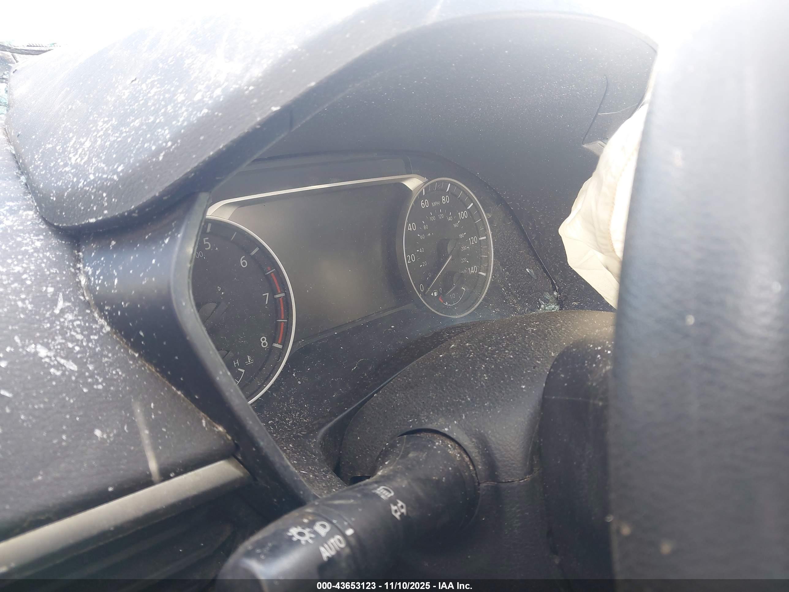 NISSAN ALTIMA image 7