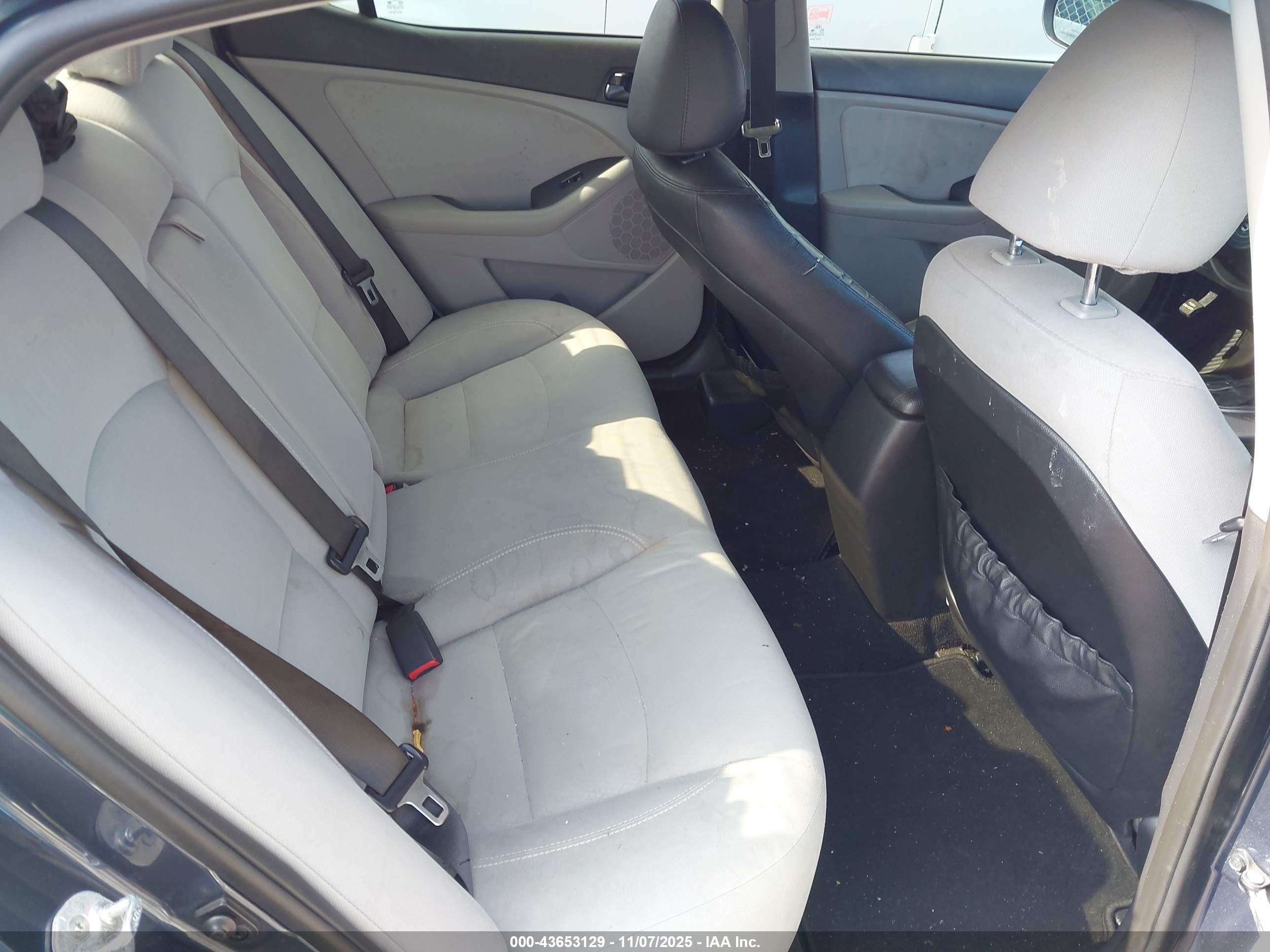 KIA OPTIMA image 8