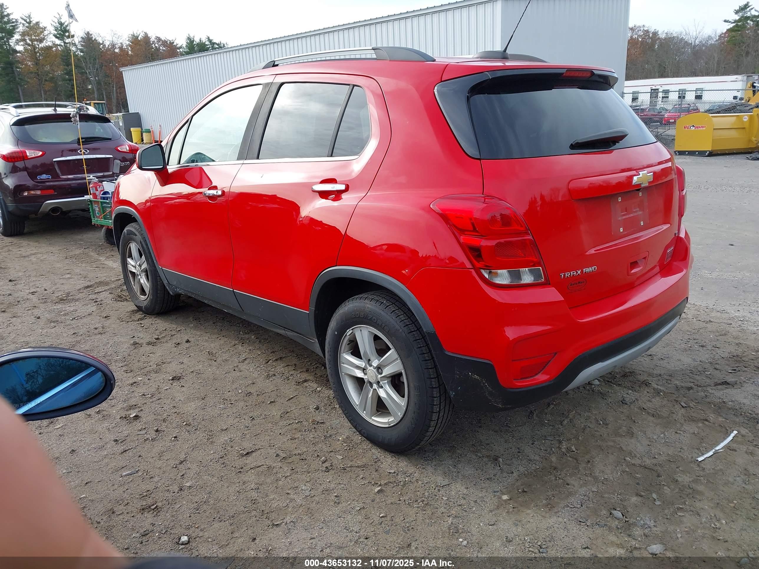 CHEVROLET TRAX image 3