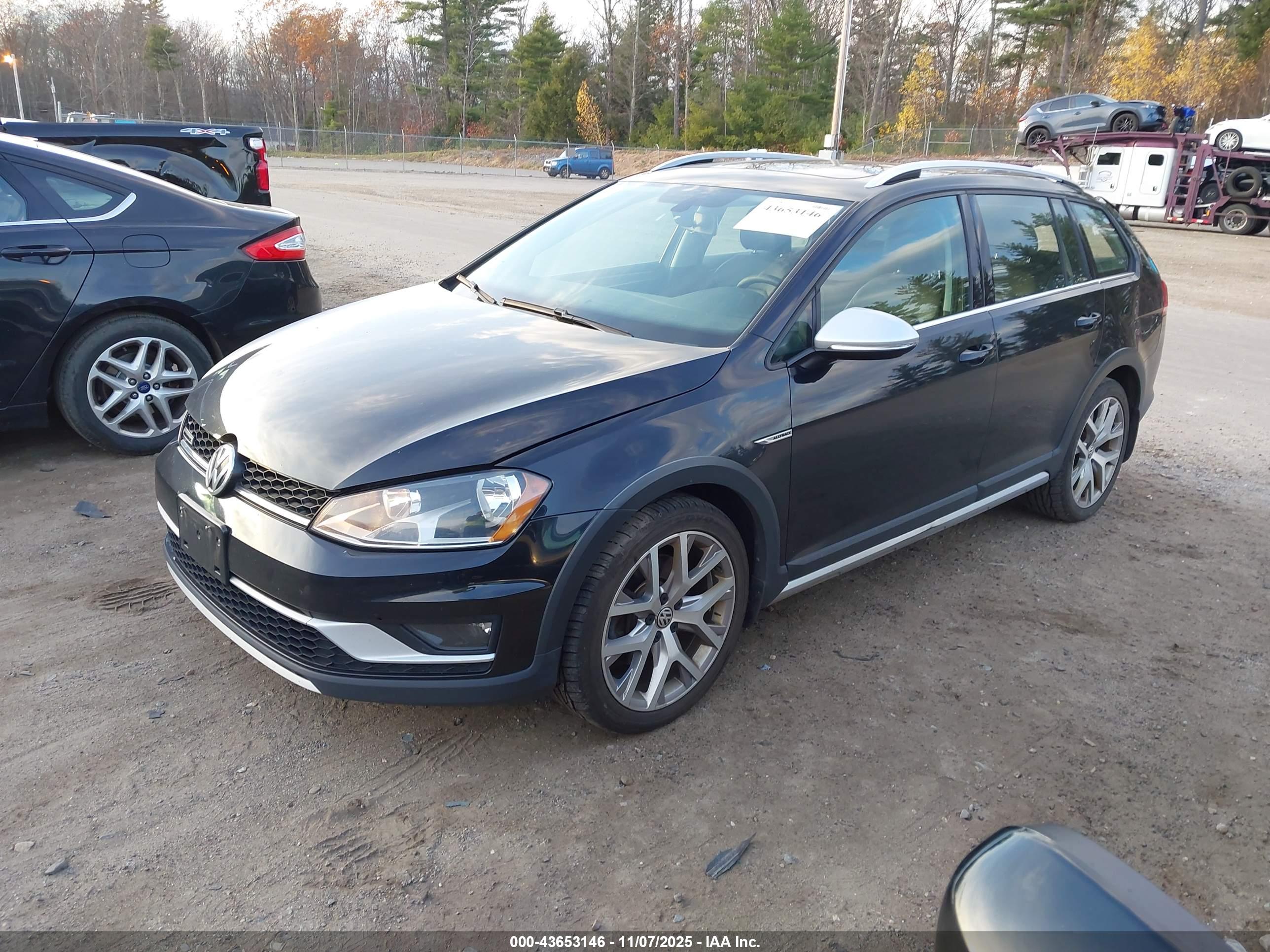 VOLKSWAGEN GOLF image 2