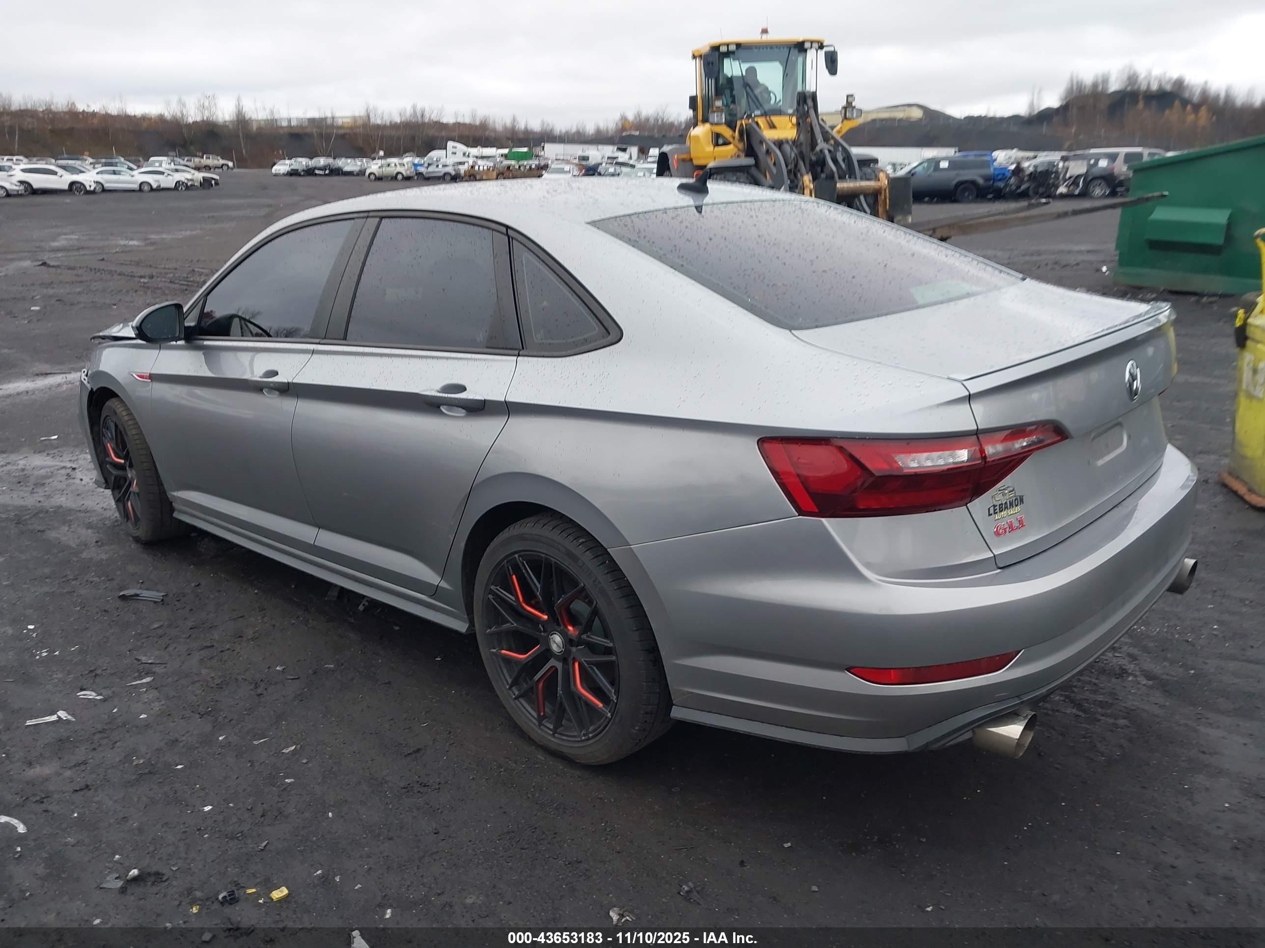 VOLKSWAGEN JETTA image 3