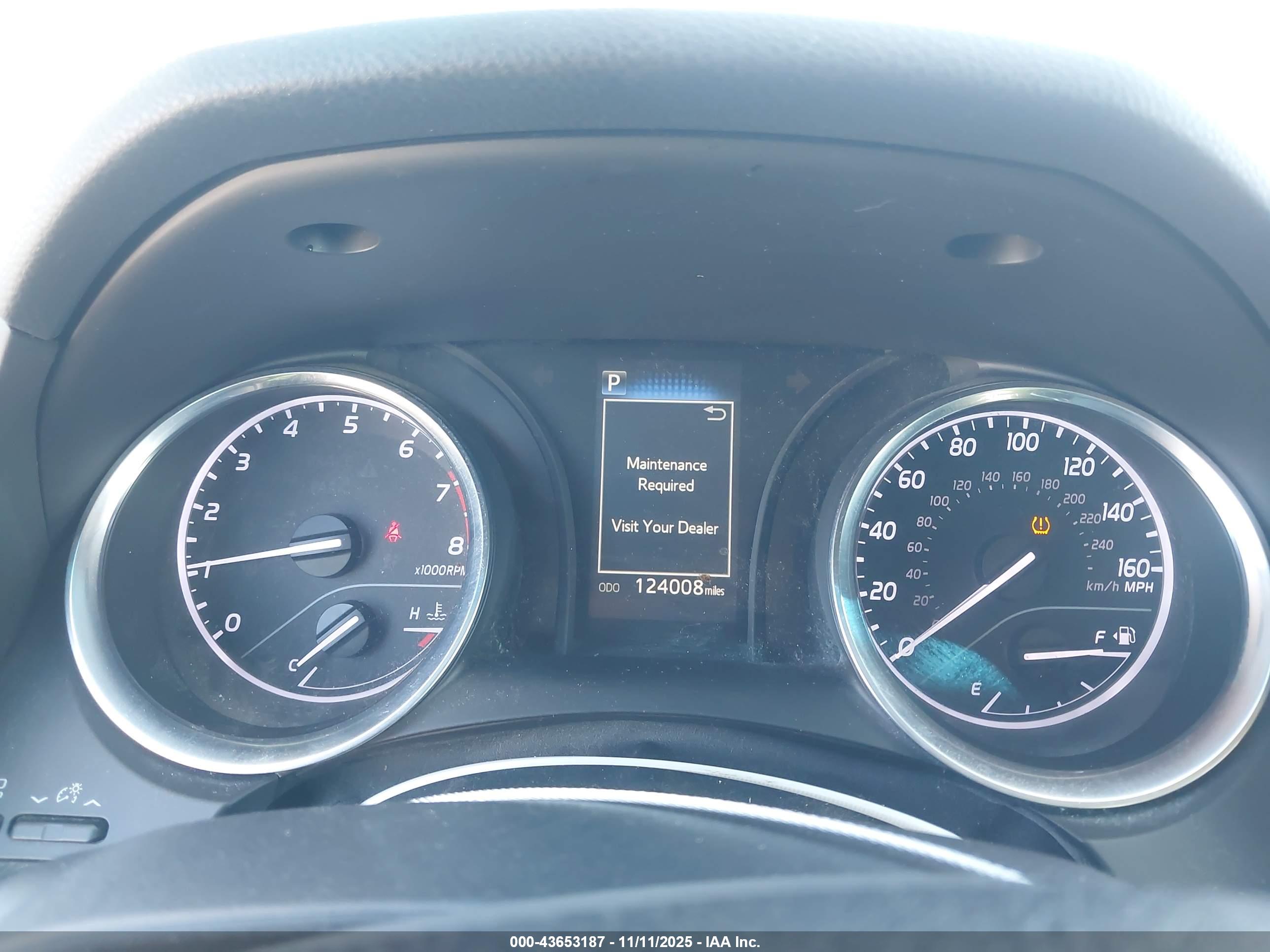 TOYOTA CAMRY image 7