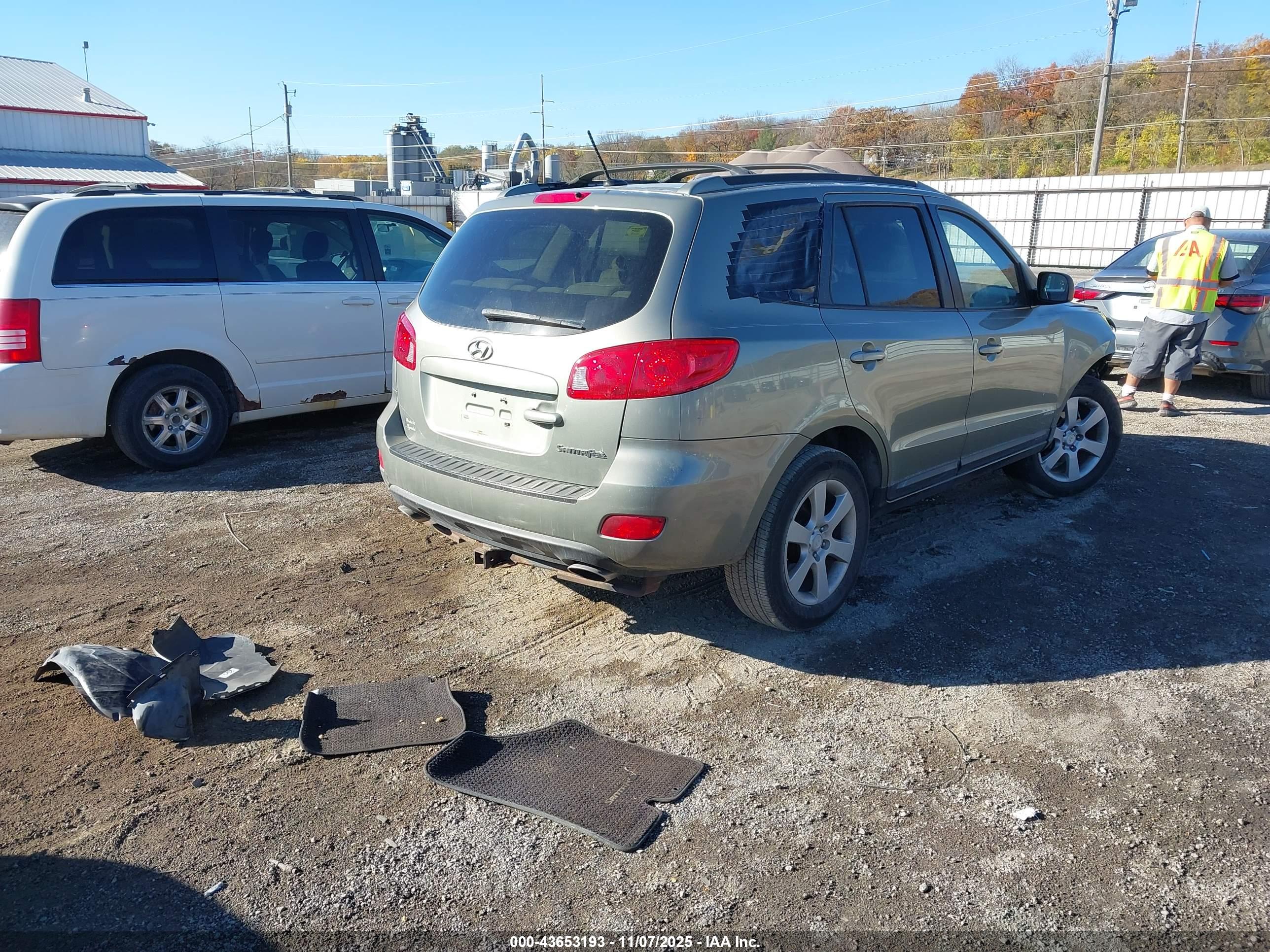 HYUNDAI SANTA image 4