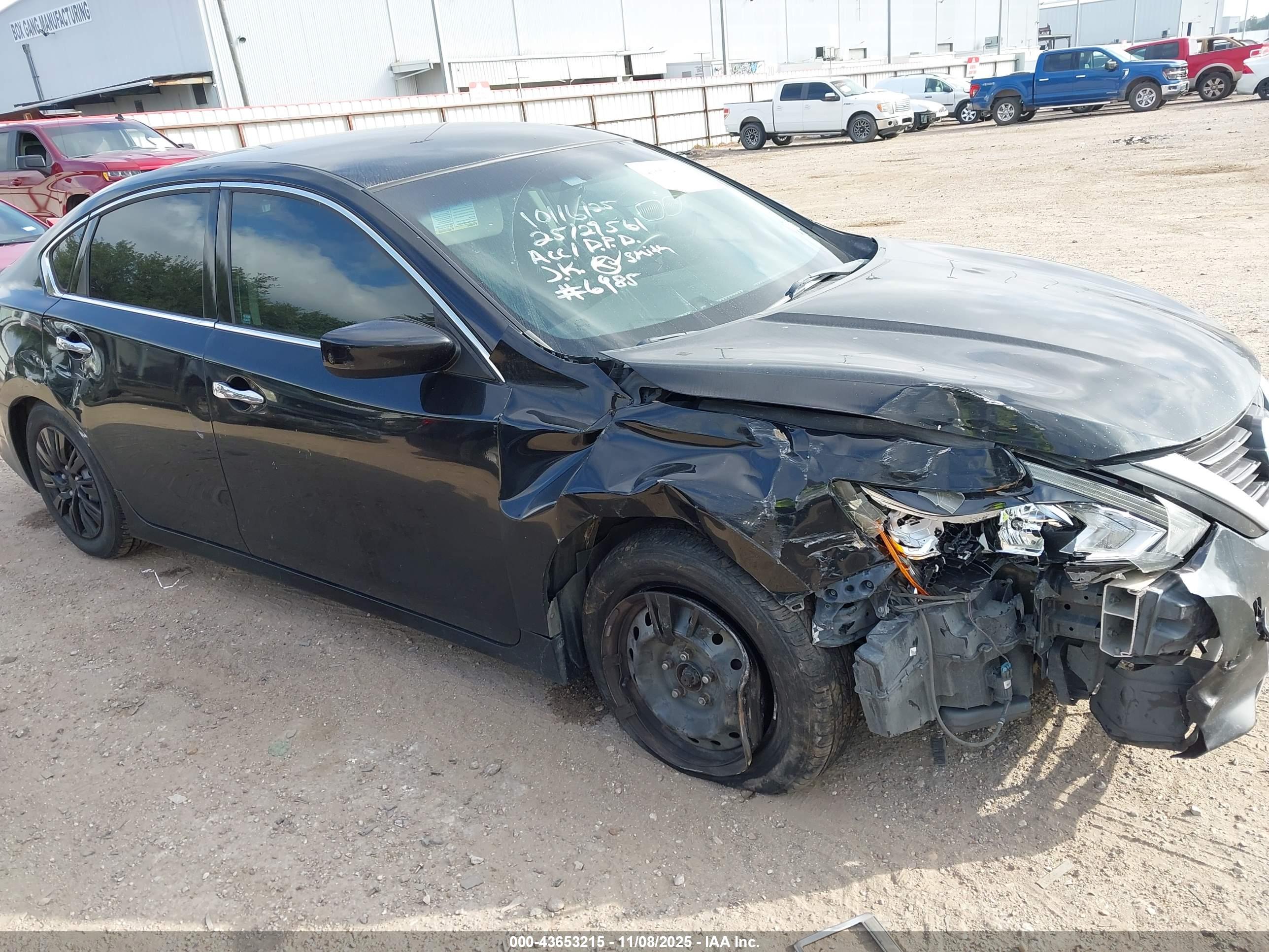 NISSAN ALTIMA image 6