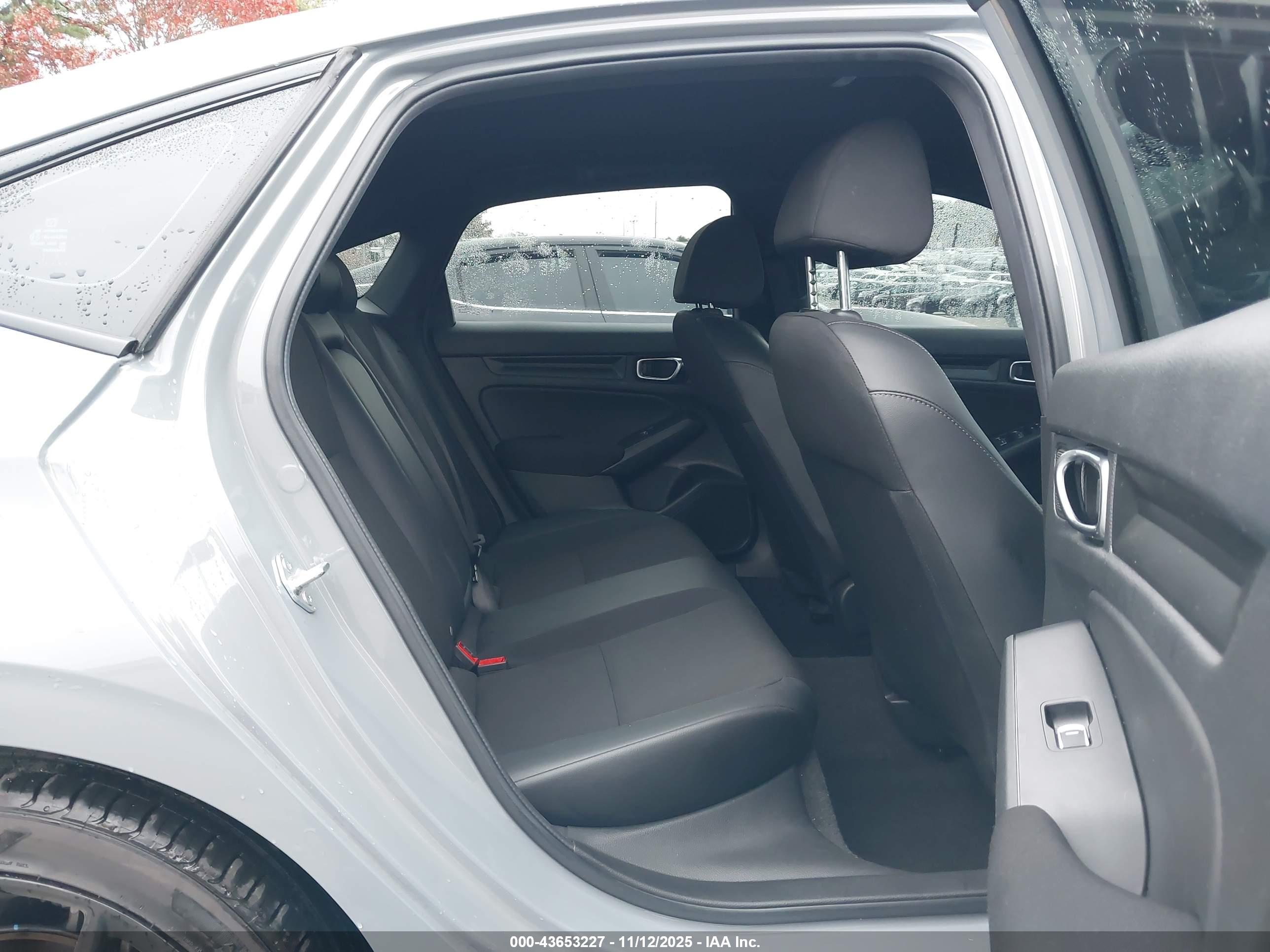 HONDA CIVIC image 8