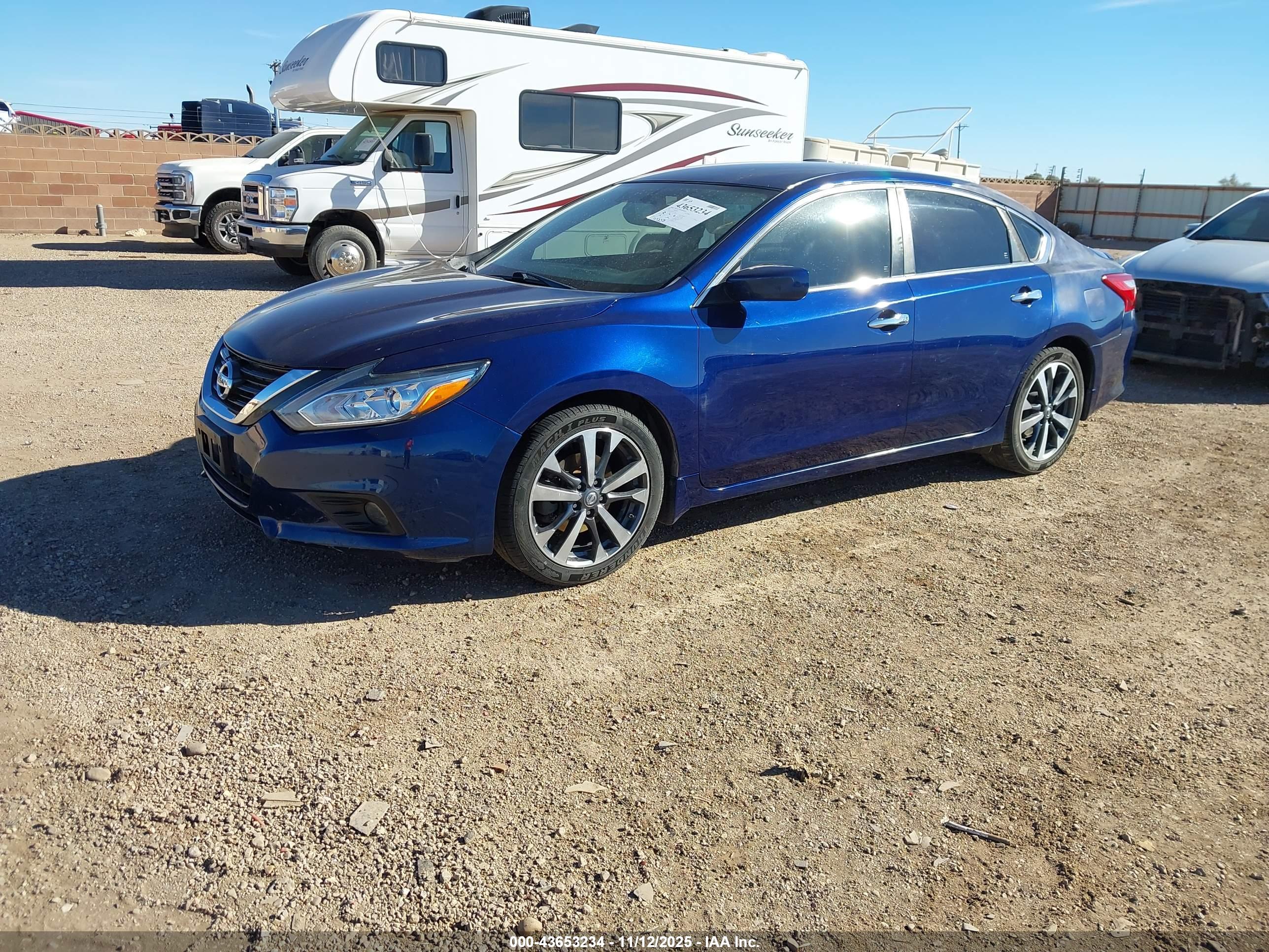 NISSAN ALTIMA image 2
