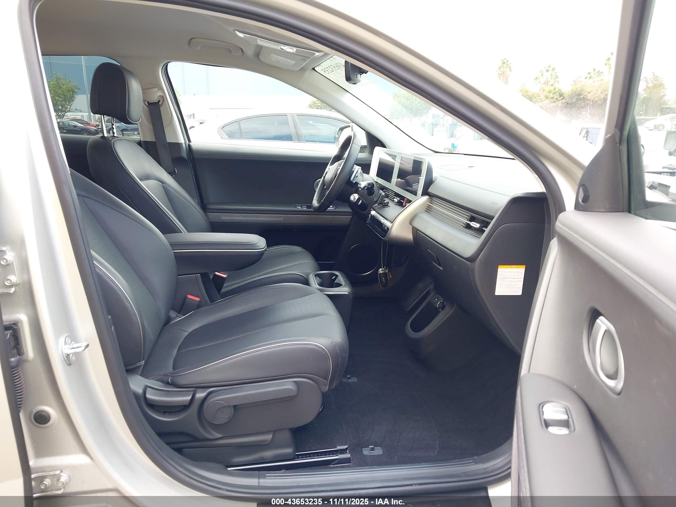 HYUNDAI IONIQ image 5
