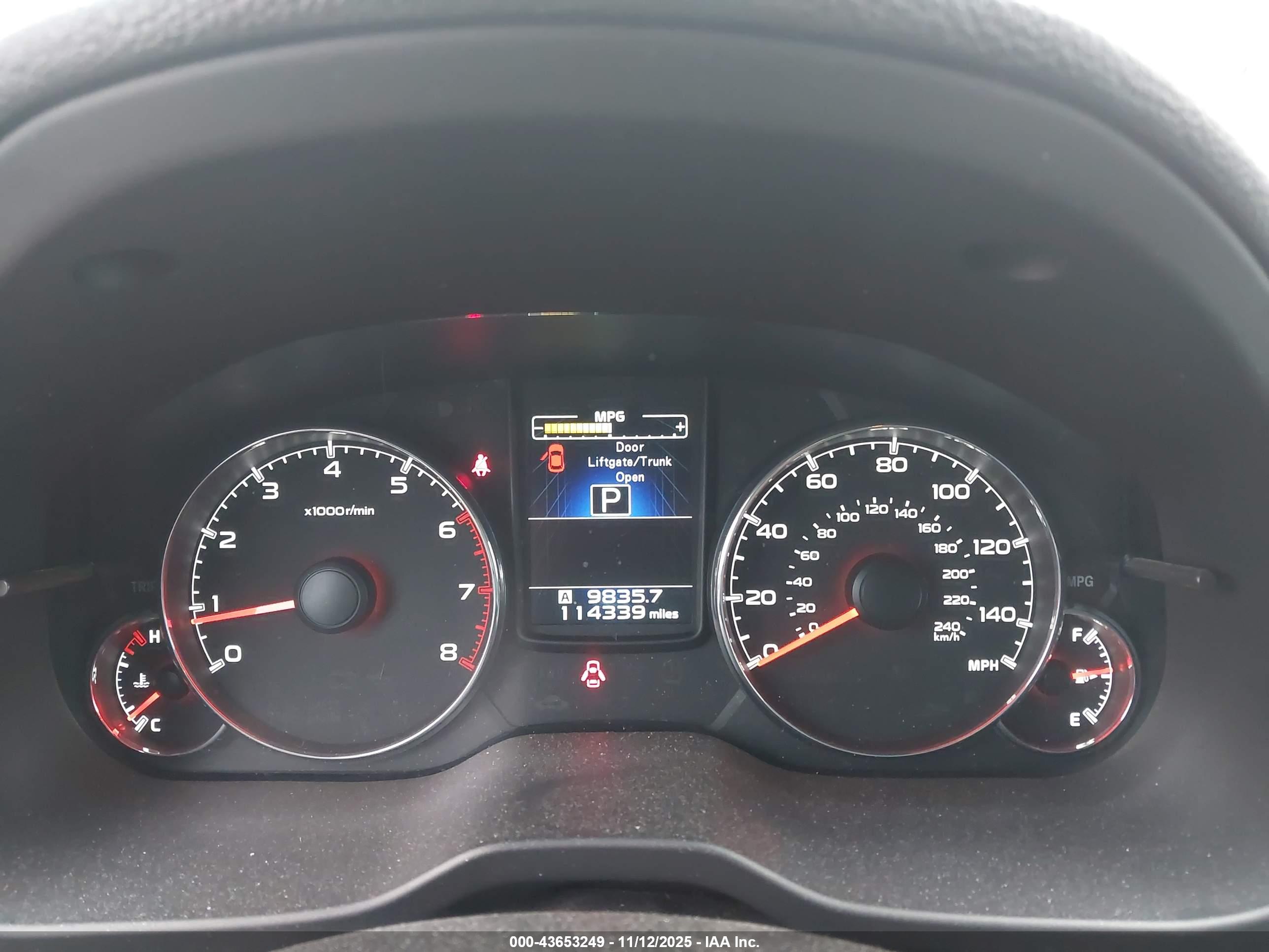 SUBARU OUTBACK image 7