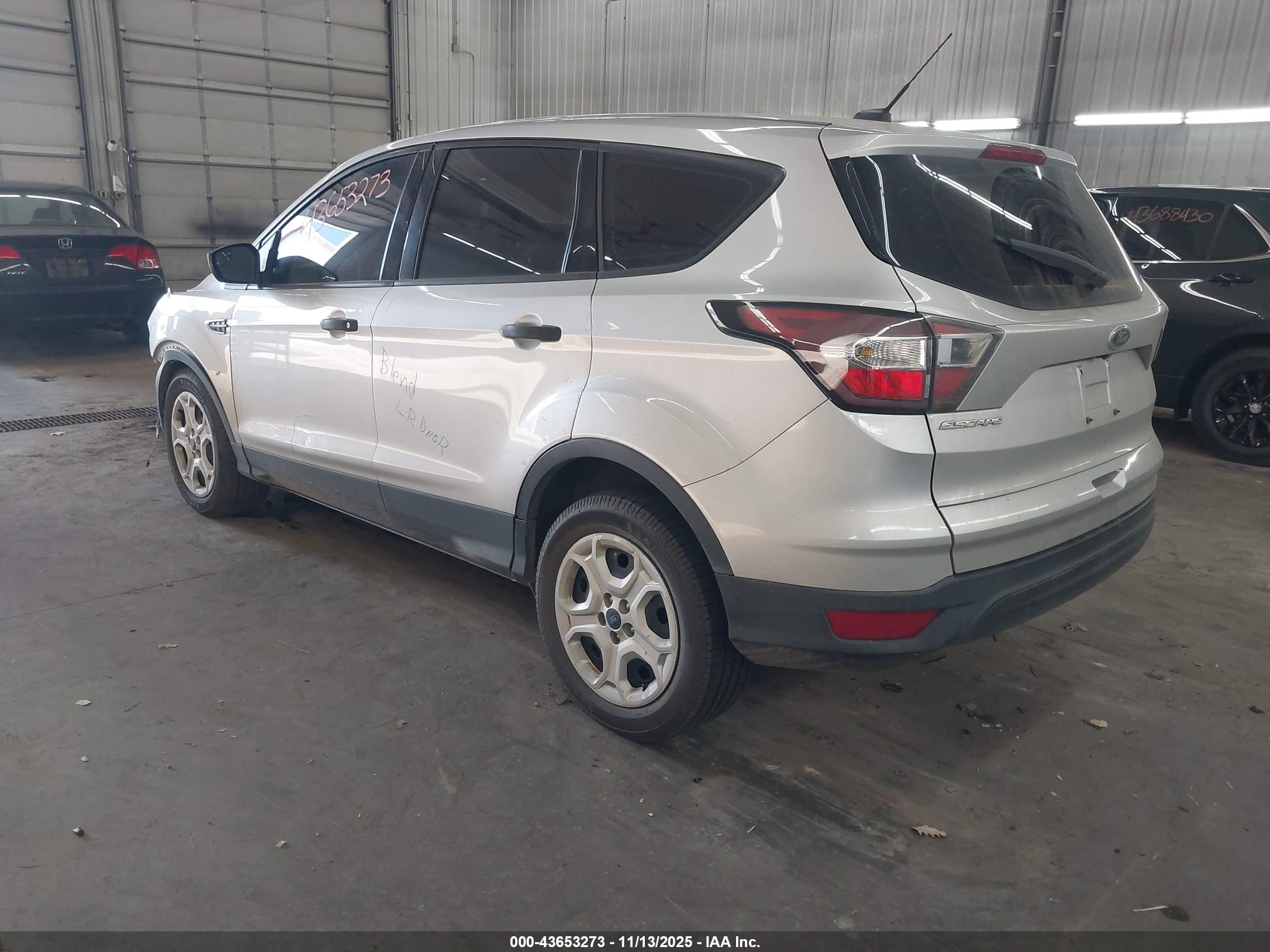 FORD ESCAPE image 3