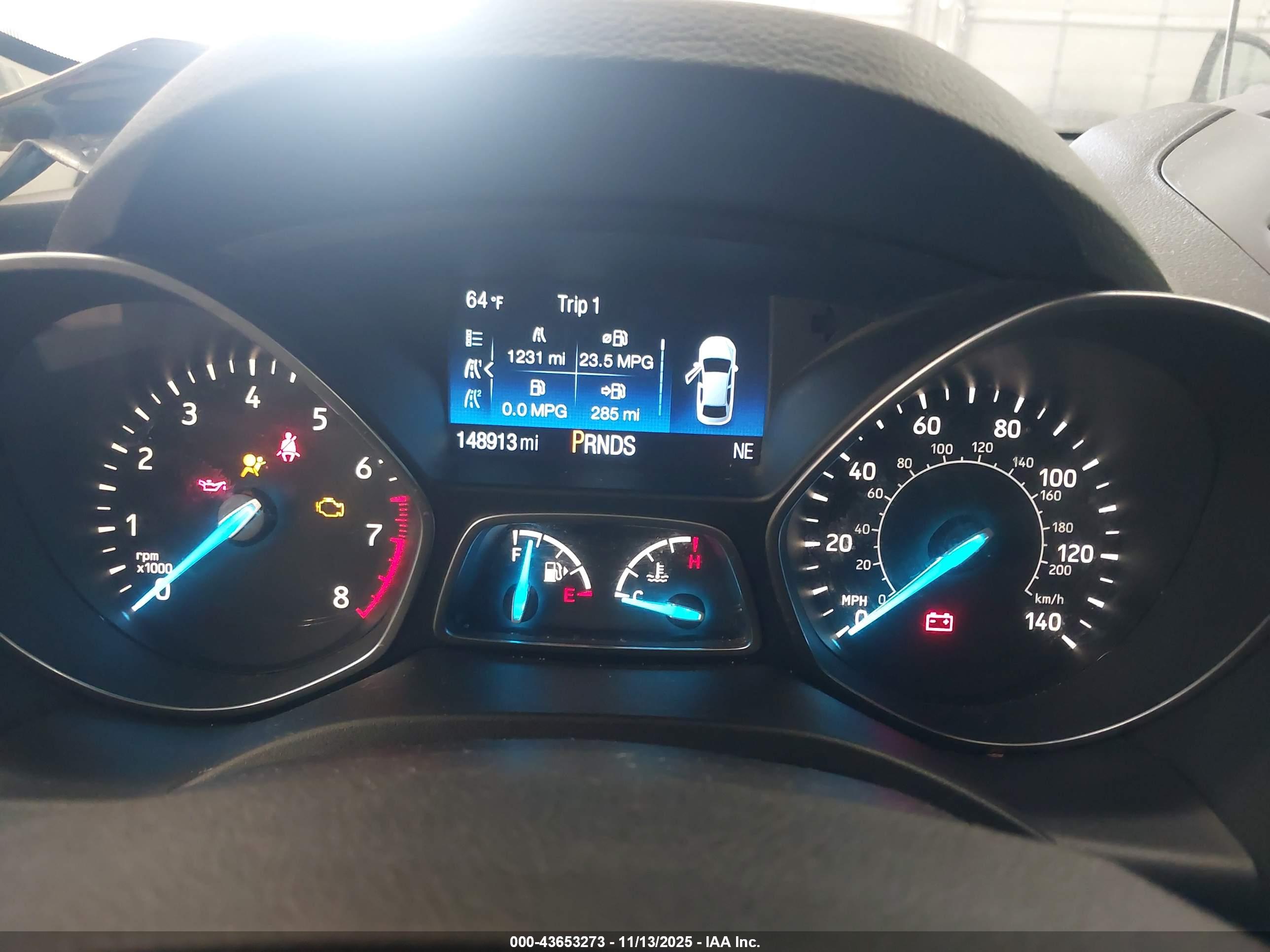 FORD ESCAPE image 7