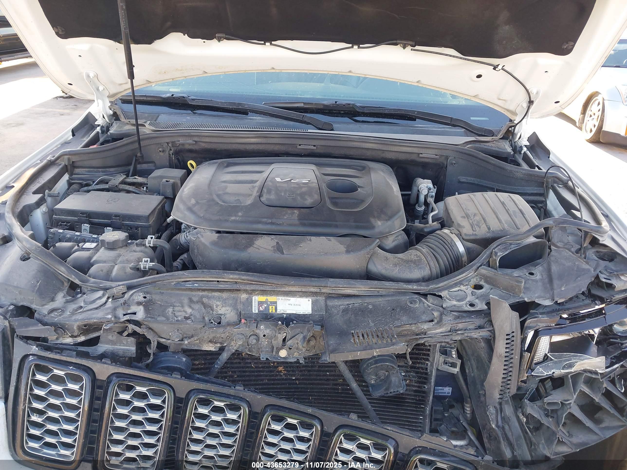 JEEP GRAND image 10